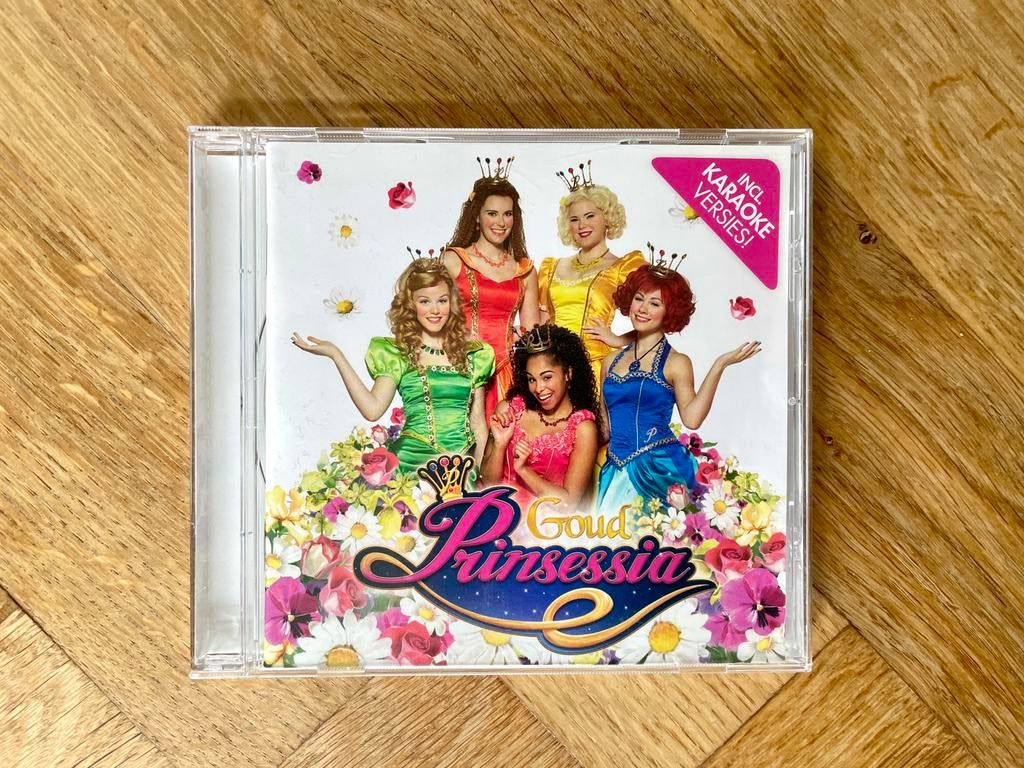 Studio 100: Prinsessia - Goud CD (krasvrij), Ophalen of Verzenden, Zo goed als nieuw, Verhaal of Sprookje, 6 tot 9 jaar