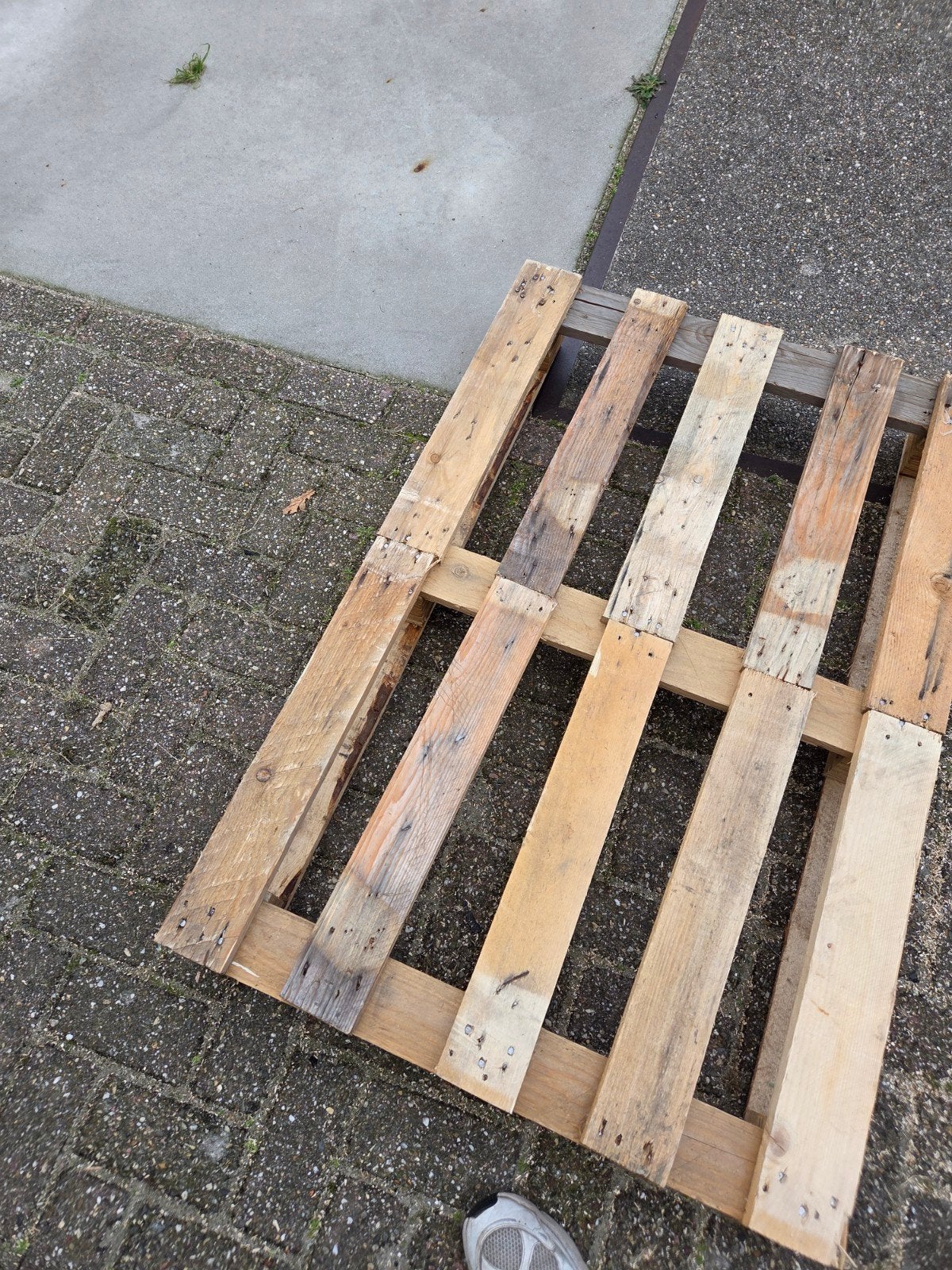 Gratis af halen: hout Gebruikte houten pallets, Ophalen of Verzenden, Gebruikt, Pallet