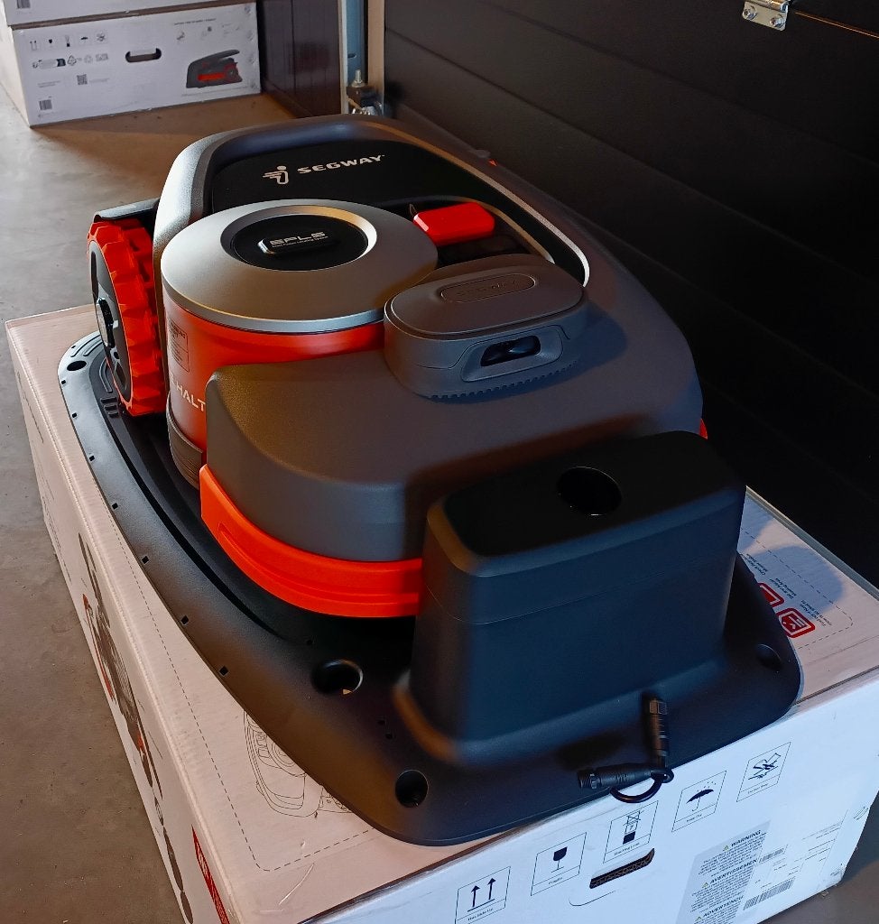 Segway navimow H3000E-VF - GPS robotmaaier - 3000m2, Ophalen, Spangahoekweg 67, Segway Navimow, Nieuw