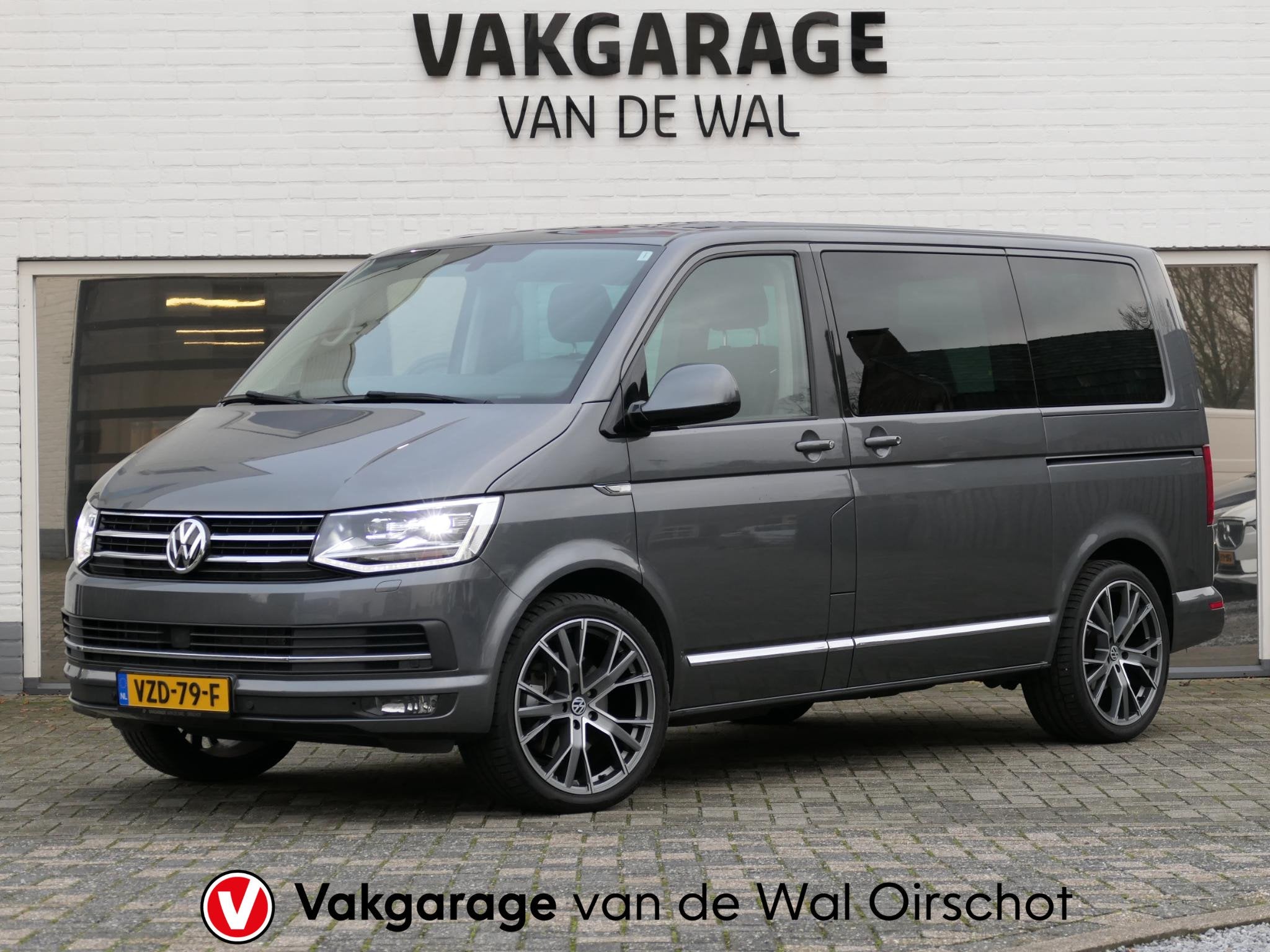 Volkswagen Transporter Multivan 2.0 TDI L1H1 Highline | Elek, Auto's, Gebruikt, Volkswagen, Bedrijf, Diesel