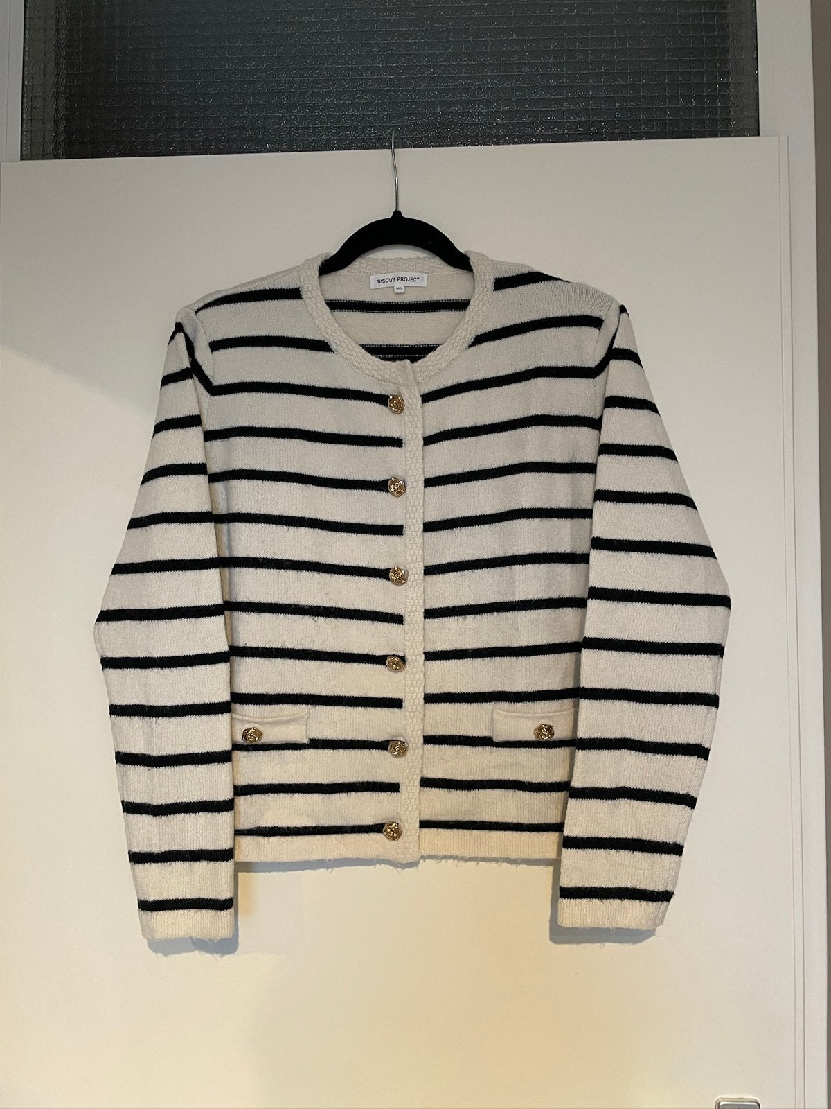 BISOU'S PROJECT crème zwart streep cardigan vest trui mt M/L, Ophalen of Verzenden, Zo goed als nieuw, Maat 42/44 (L), Zwart