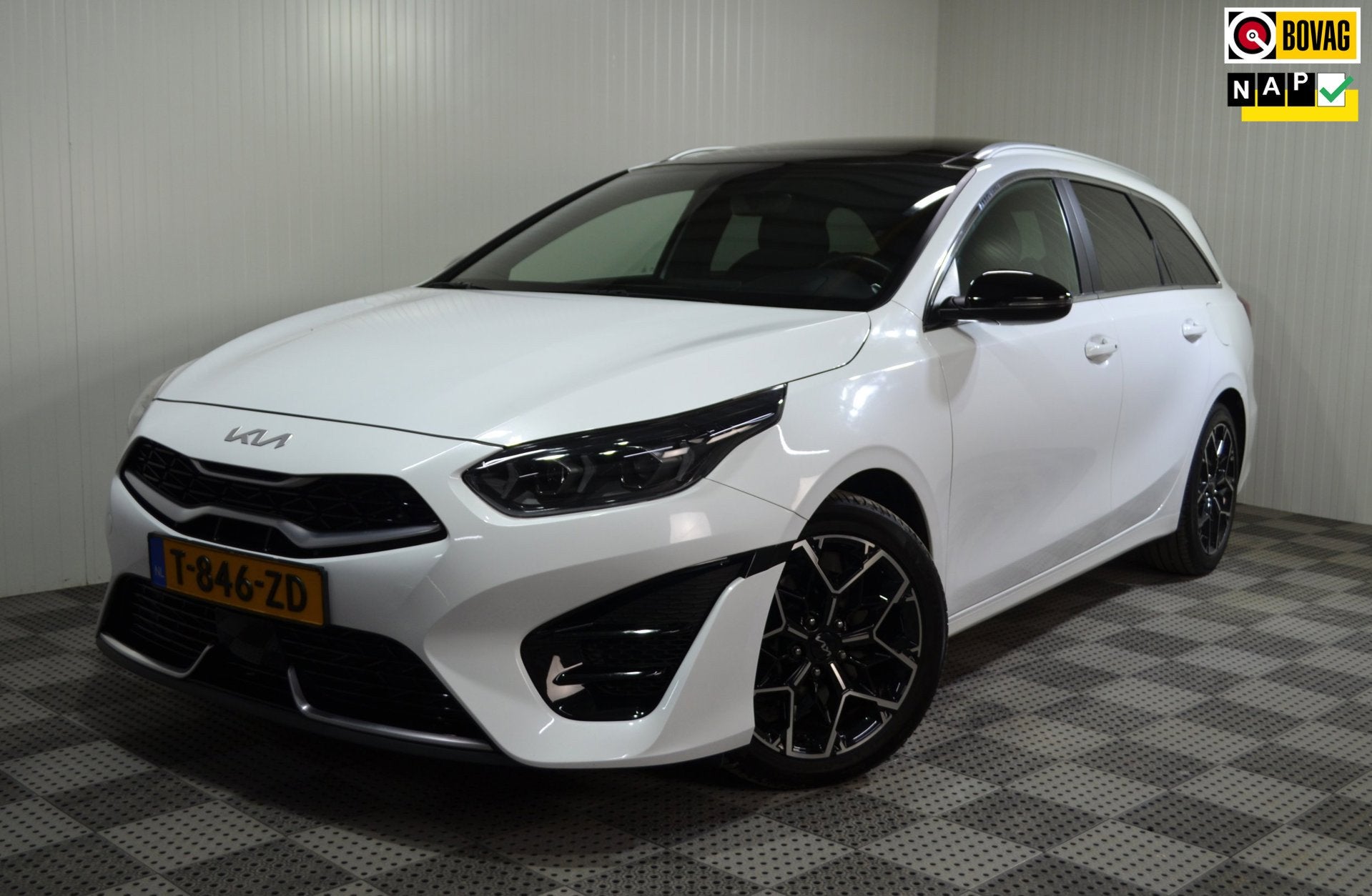 Kia Ceed Sportswagon 1.5 T-GDi GT-Line / Pano / Camera / Sto, Auto's, 4 cilinders, 160 pk, Wit, Origineel Nederlands