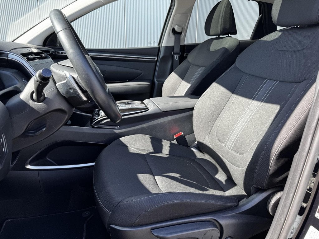 Hyundai Tucson 1.6 T-GDI PHEV Comfort Smart 4WD / Pano Dak /, Auto's, Hyundai, Automaat, 1350 kg, Gebruikt, Euro 6