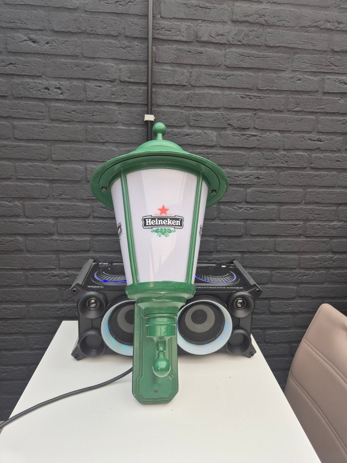 Heineken lamp, Tuin en Terras, Buitenverlichting, Ophalen of Verzenden, Netvoeding, Minder dan 50 watt