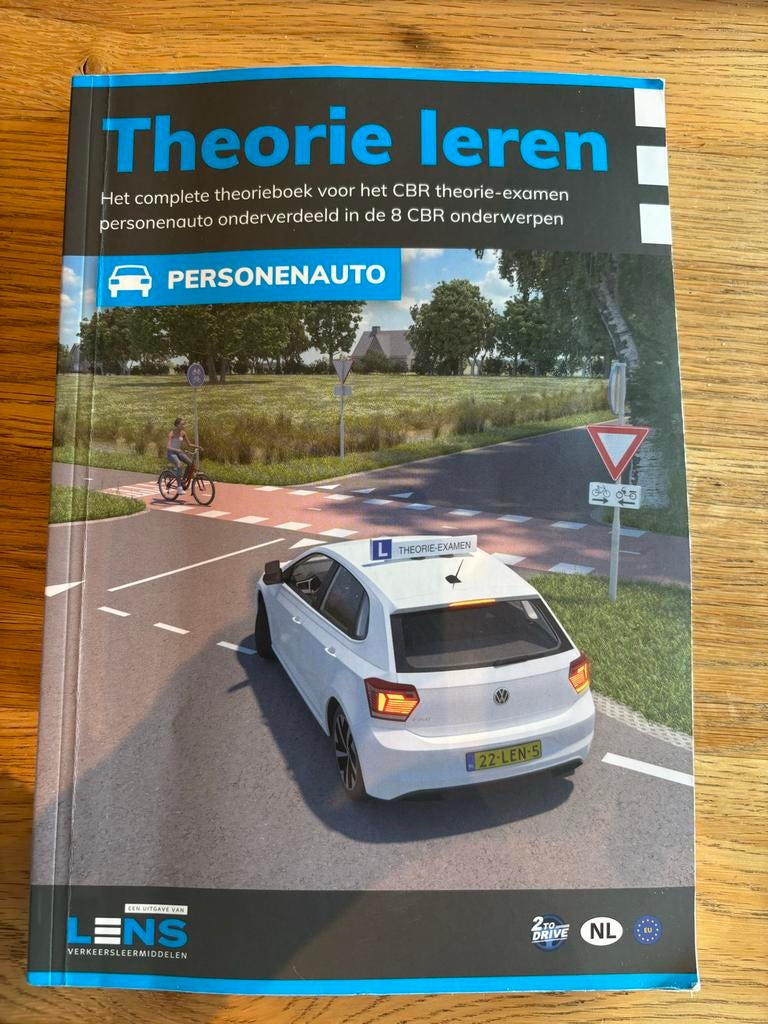 Theorieboek Rijbewijs B + samenvattingsboekje, Ophalen of Verzenden, Gelezen, Algemeen