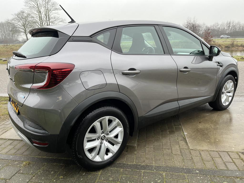 Renault Captur 1.6 E-Tech Plug-in Hybrid 160PK / Camera / Pa, 12 maanden, Gebruikt, 4 cilinders, 160 pk