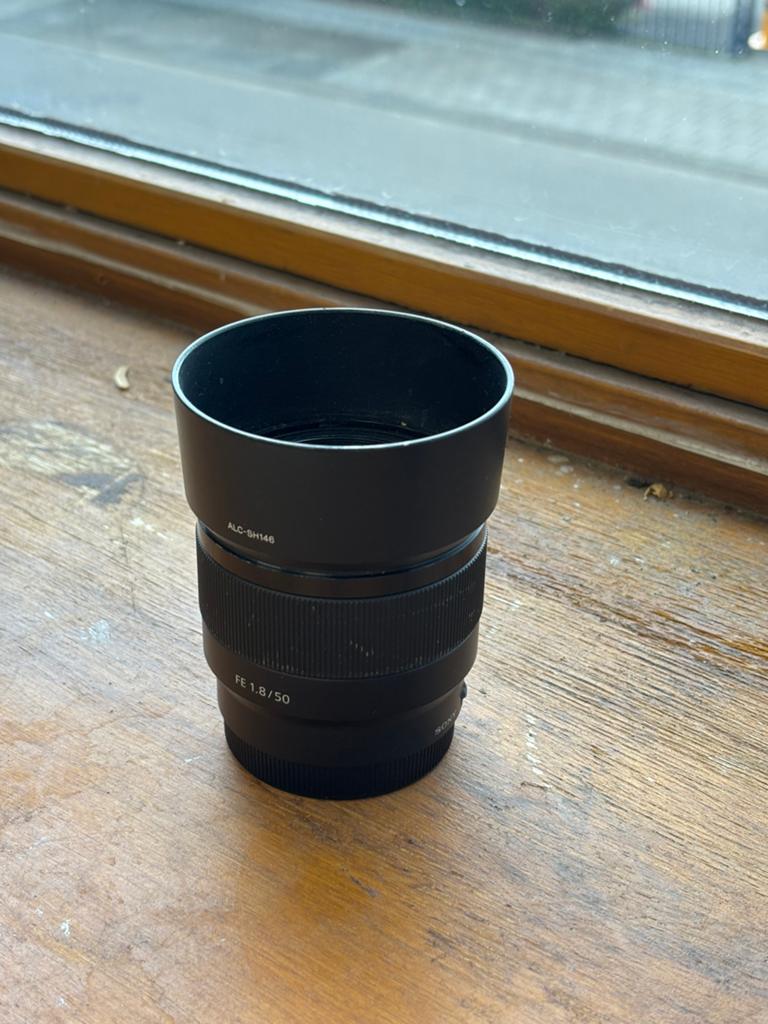 Sony fe 50mm f1.8, Audio, Tv en Foto, Fotografie | Lenzen en Objectieven, Ophalen of Verzenden, Gebruikt, Standaardlens