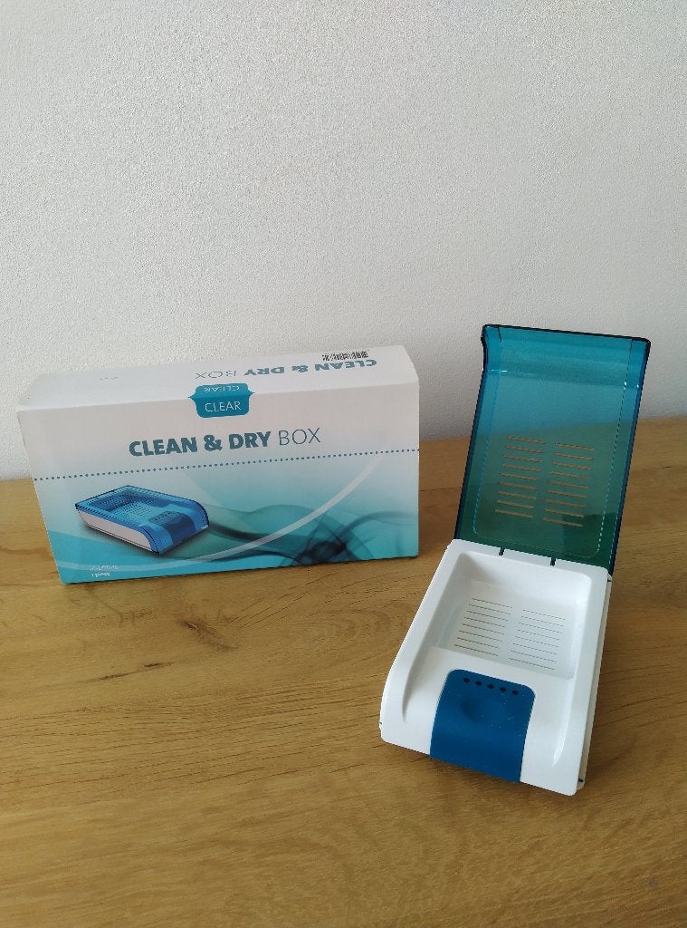 Clean en Dry box gehoorapparaat Reiniger en Droger, Diversen, Ophalen of Verzenden, Zo goed als nieuw