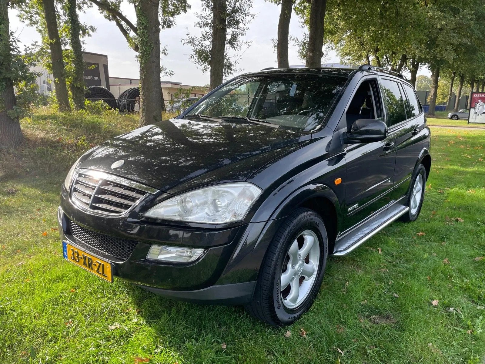 SsangYong Kyron M 200 Xdi 141pk, Auto's, Automaat, 1998 cc, Gebruikt, Zwart