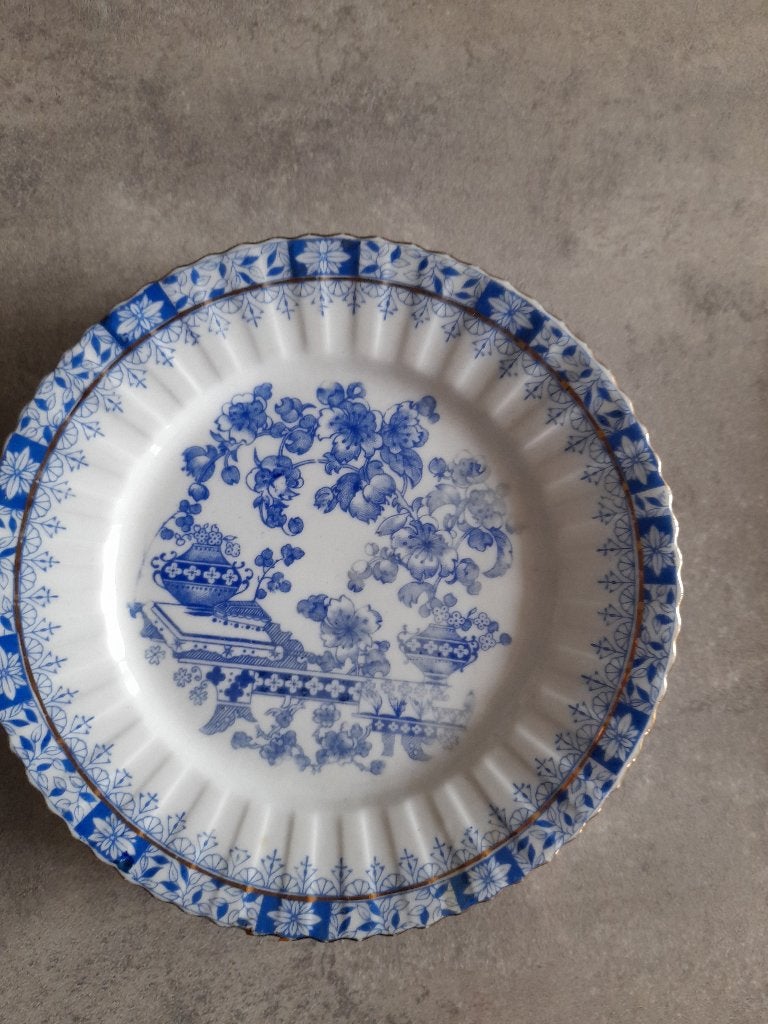 Antieke bordjes, Ophalen