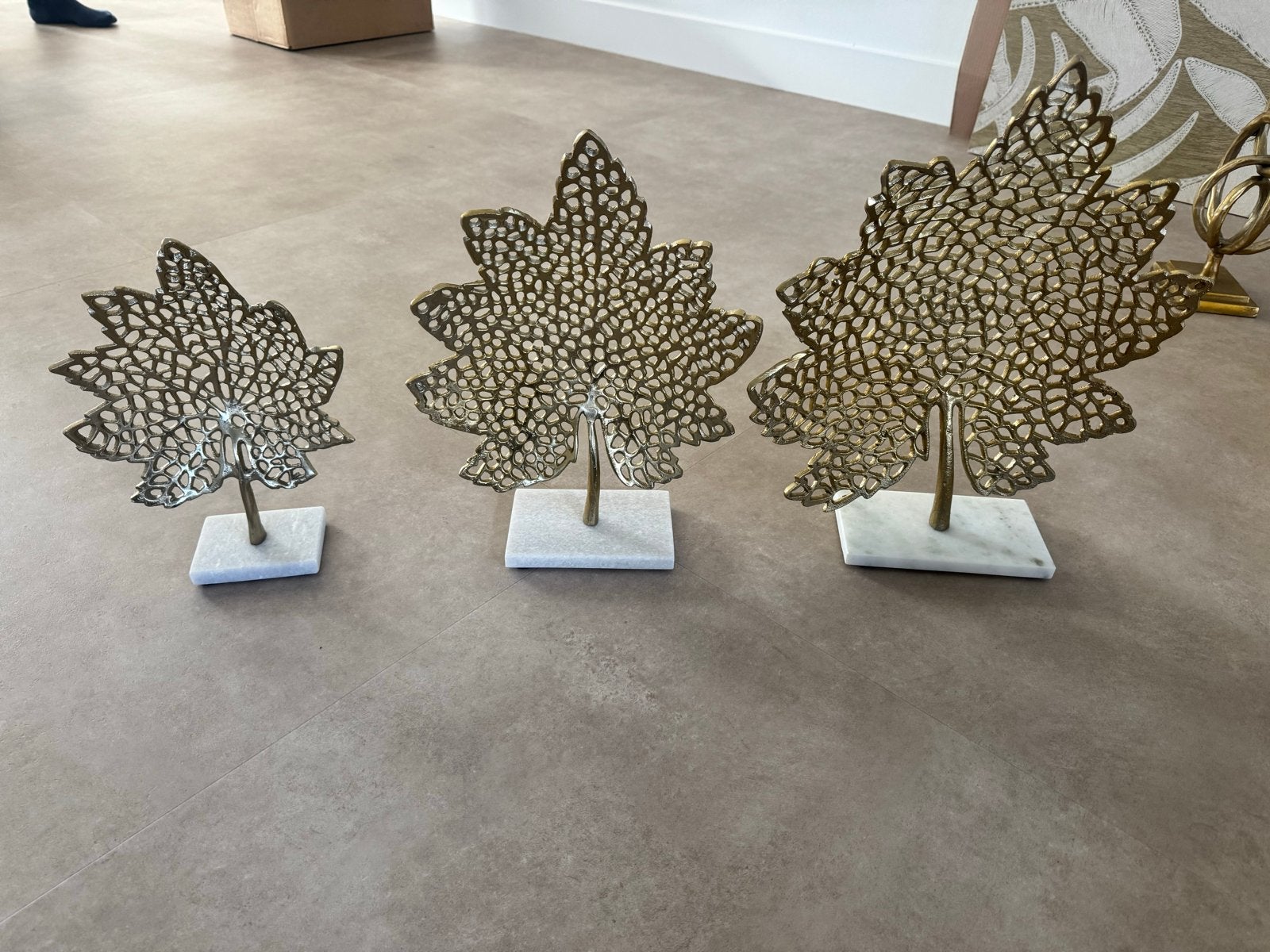 Set van 3 Light & Living Ornamenten LEAF goud/wit marmer, Ophalen of Verzenden, Zo goed als nieuw, Goud, Metaal