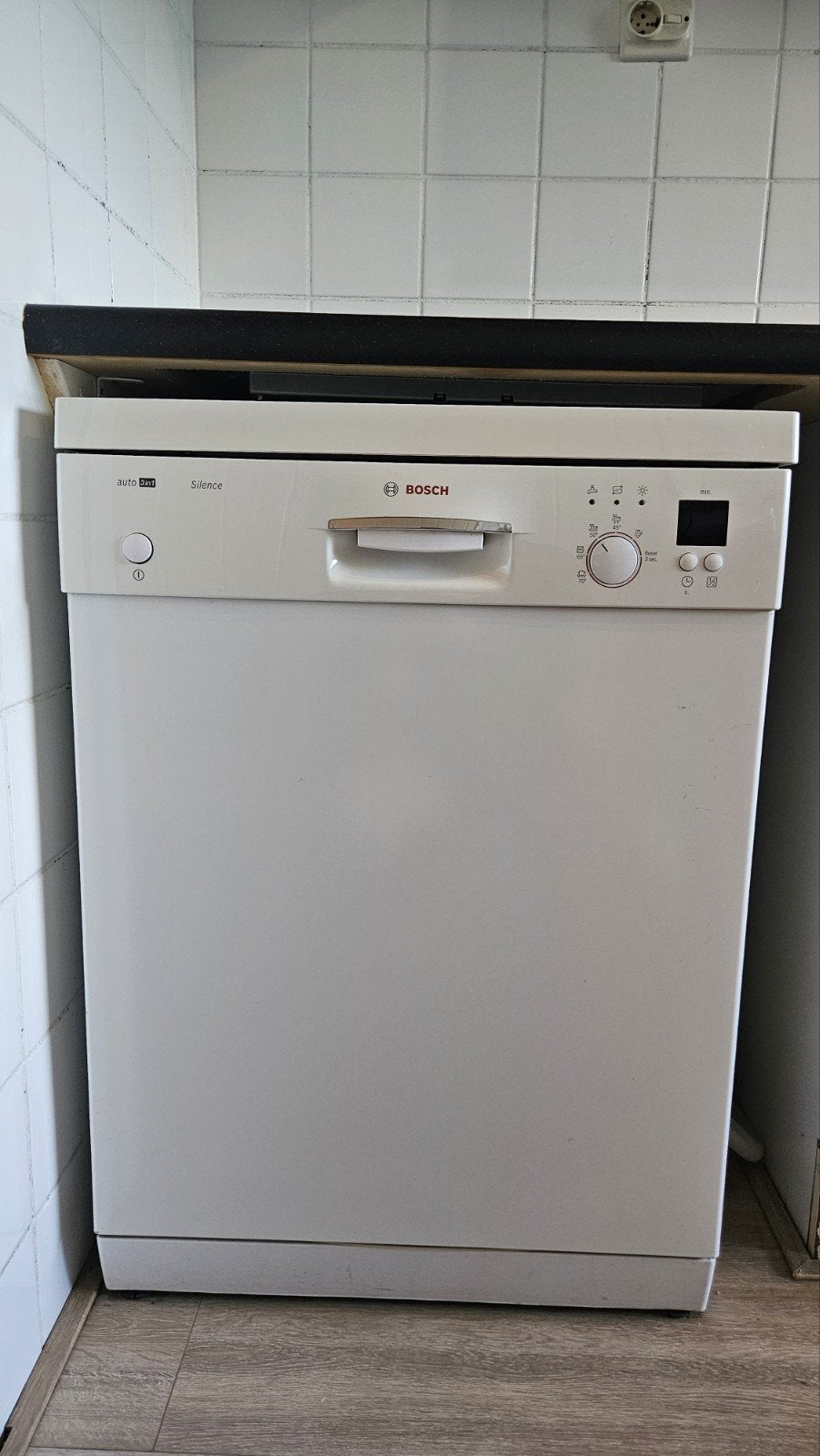 Bosch Silence Vaatwasser Auto 3in1, Witgoed en Apparatuur, Vaatwasmachines, Gebruikt, Vrijstaand, 85 tot 90 cm, 45 tot 60 cm, Eco programma