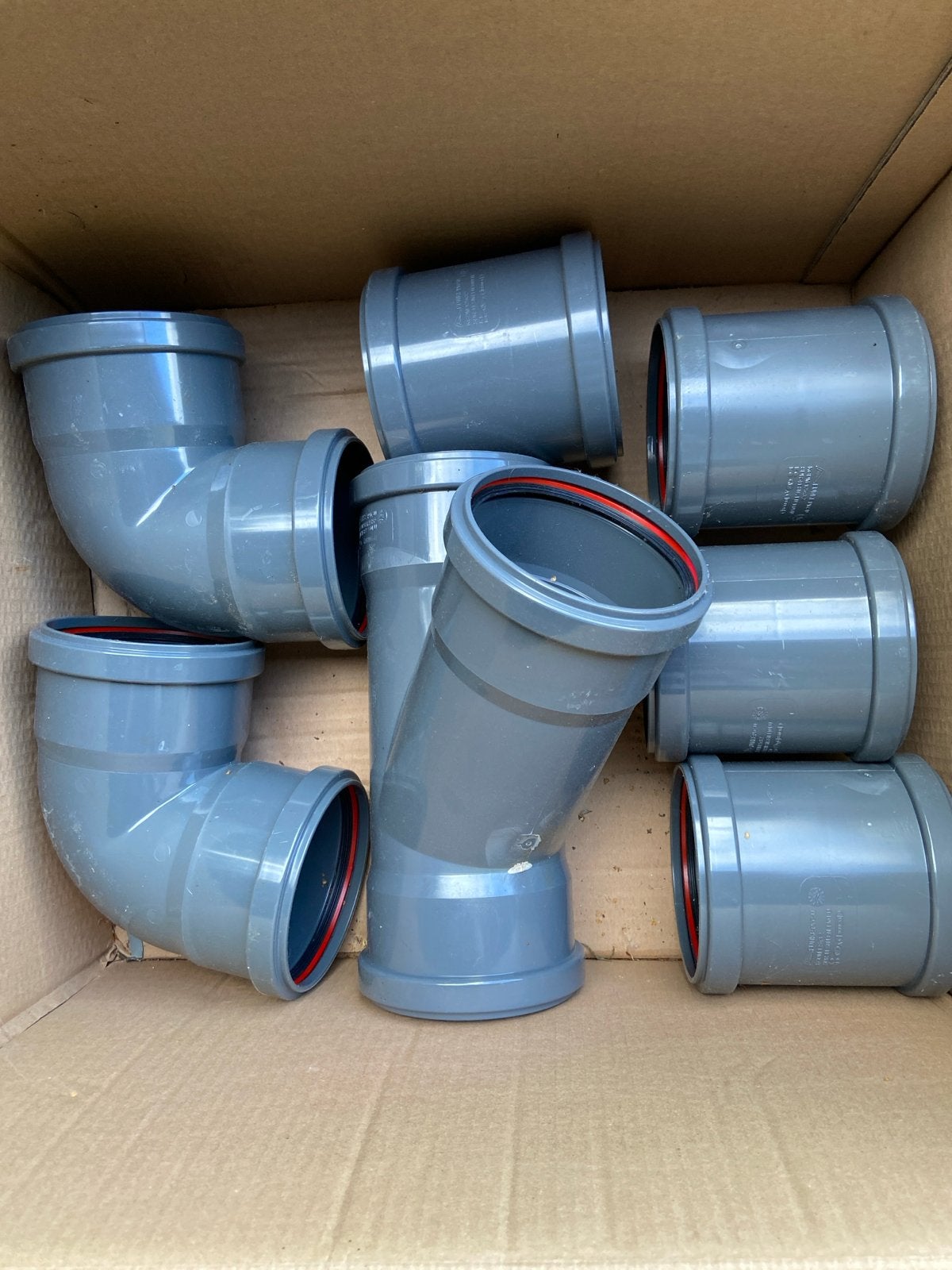 PVC riool hulpstukken + buis met manchet 125mm, Afvoer, Gebruikt, Pvc, Ophalen of Verzenden