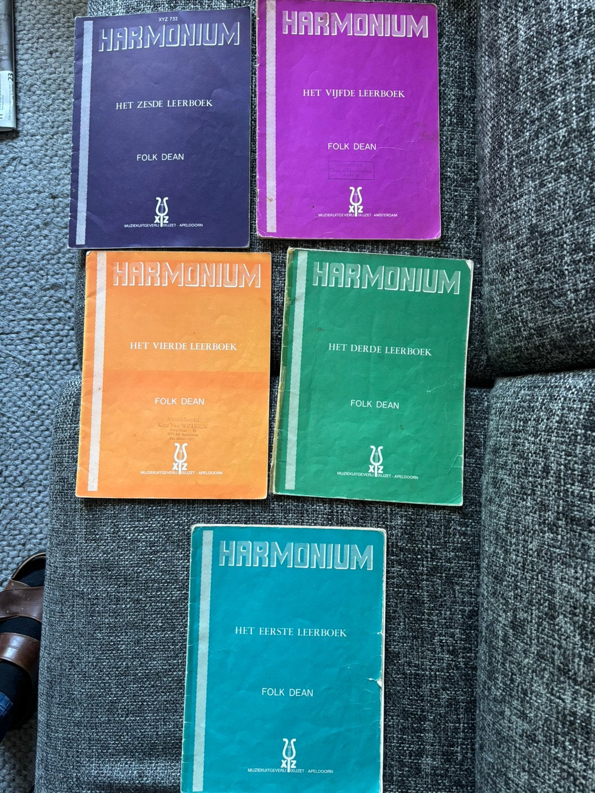 HARMONIUM FOLKDEAN LEERBOEK DL. 1,3,4,5,6 ( zie foto’s), Muziek en Instrumenten, Gebruikt, Les of Cursus, Ophalen of Verzenden