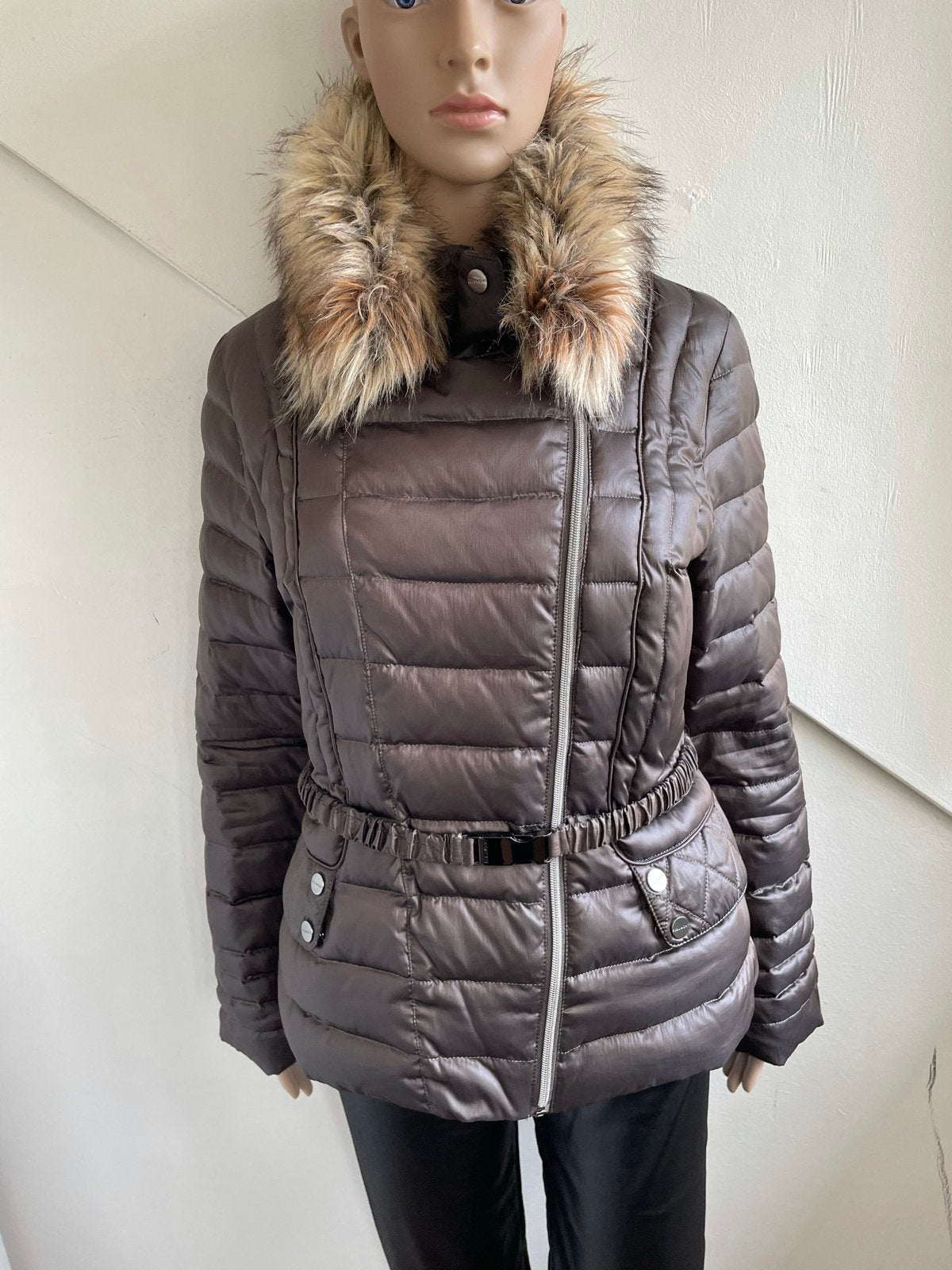 Beaumont winterjas donsjas maat 38 bruin fake fur kraag, Ophalen of Verzenden, Zo goed als nieuw, Maat 38/40 (M), Bruin