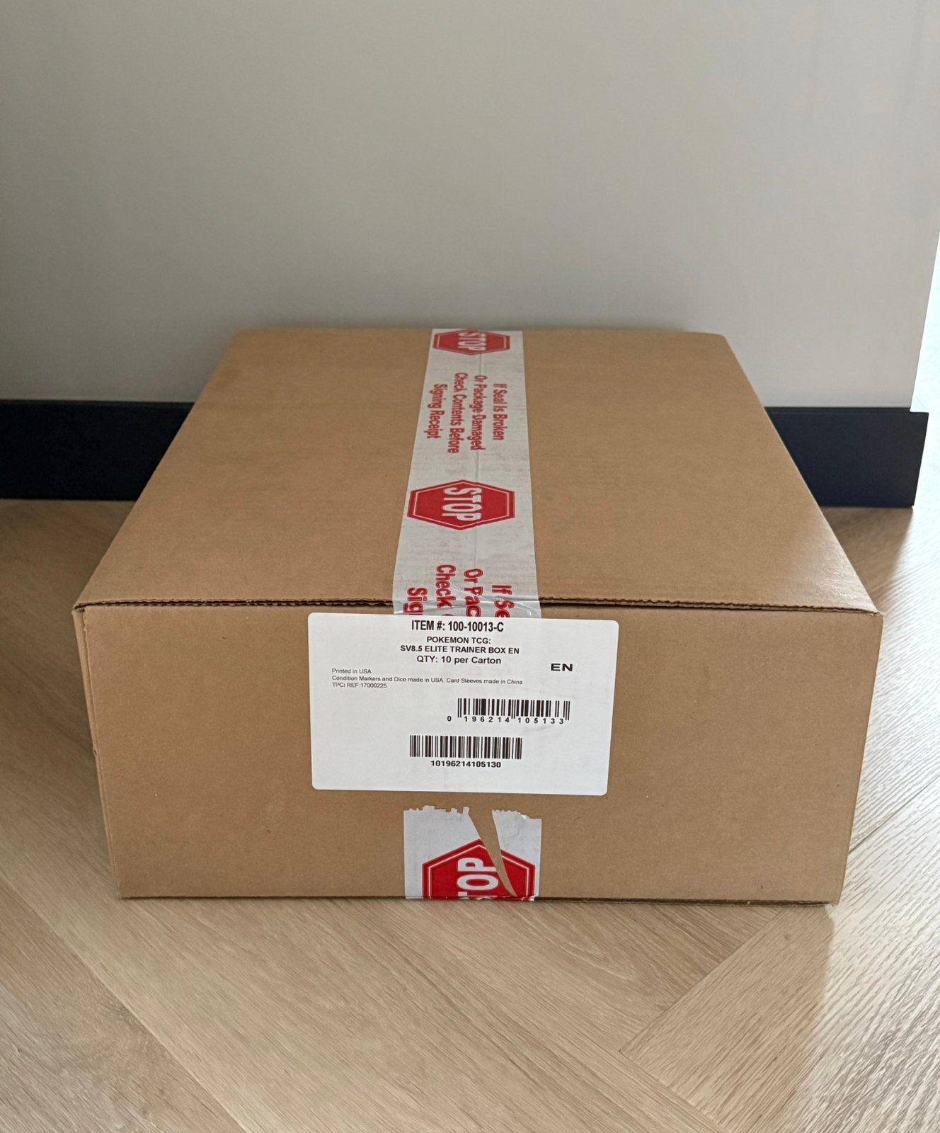 Pokemon prismatic evolutions case elite trainer box ✅✅, Ophalen of Verzenden, Zo goed als nieuw