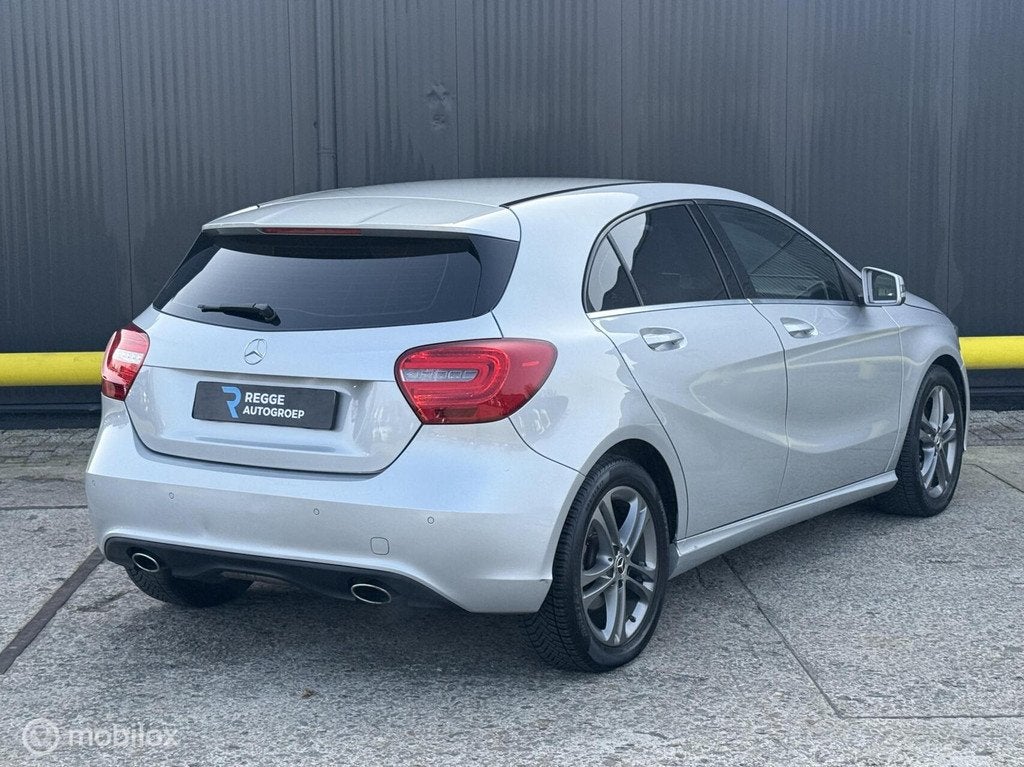 Mercedes A-klasse 180 Prestige AUTOMAAT, Auto's, Gebruikt, 4 cilinders, 122 pk, 19 km/l