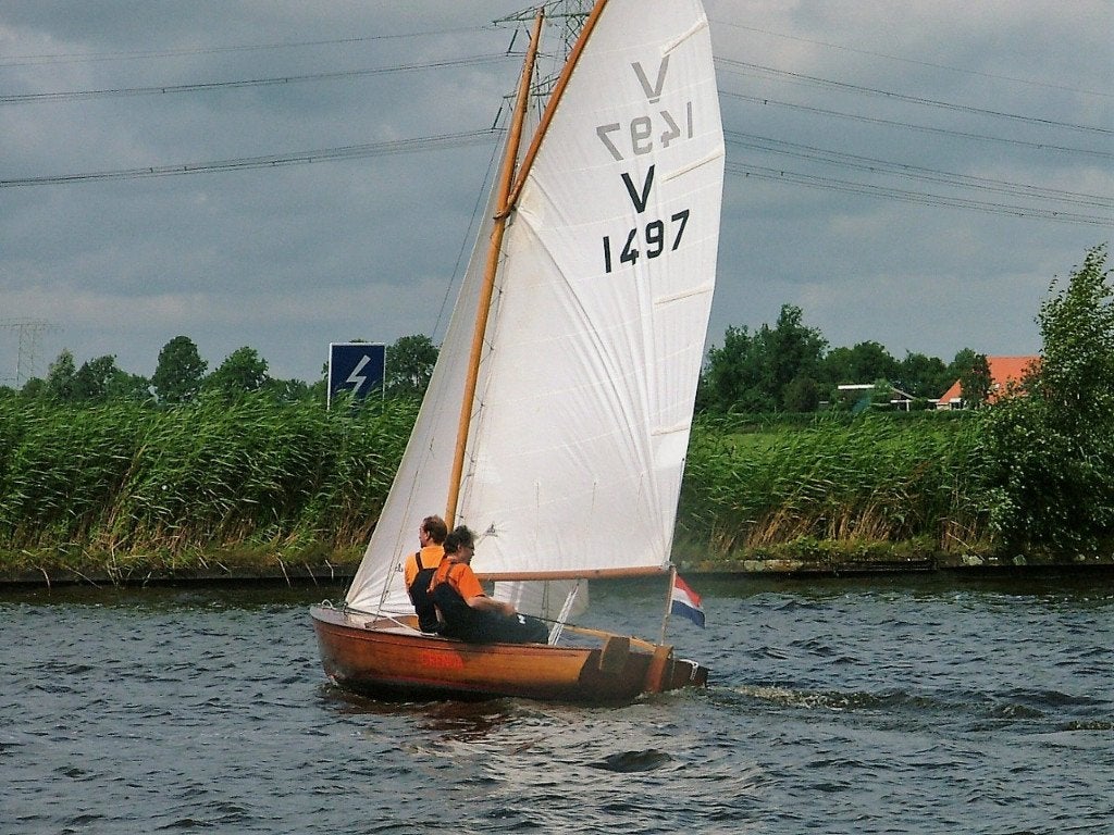 Goed onderhouden Vrijheid V 1497 Zeilboot, Watersport en Boten, Open zeilboten, Ophalen, Gebruikt, Elektrisch, Overige typen