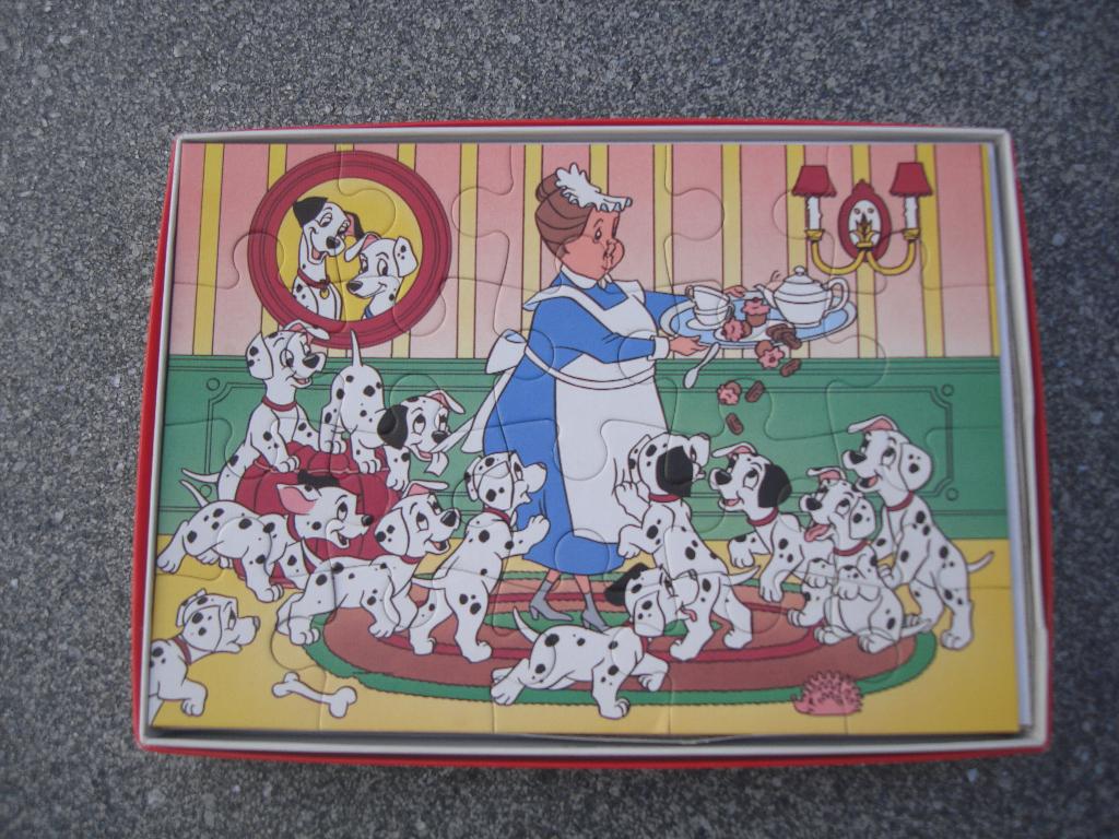 Puzzel 101 Dalmatiërs, Ophalen of Verzenden, 10 tot 50 stukjes, Zo goed als nieuw, 6 jaar of ouder