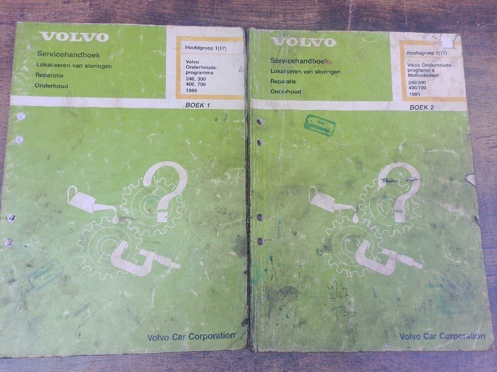Volvo 2 - 3 - 4 - 7 serie dealer werkplaatsboeken Onderhoud, Boeken, Auto's | Boeken, Verzenden, Gelezen, Volvo