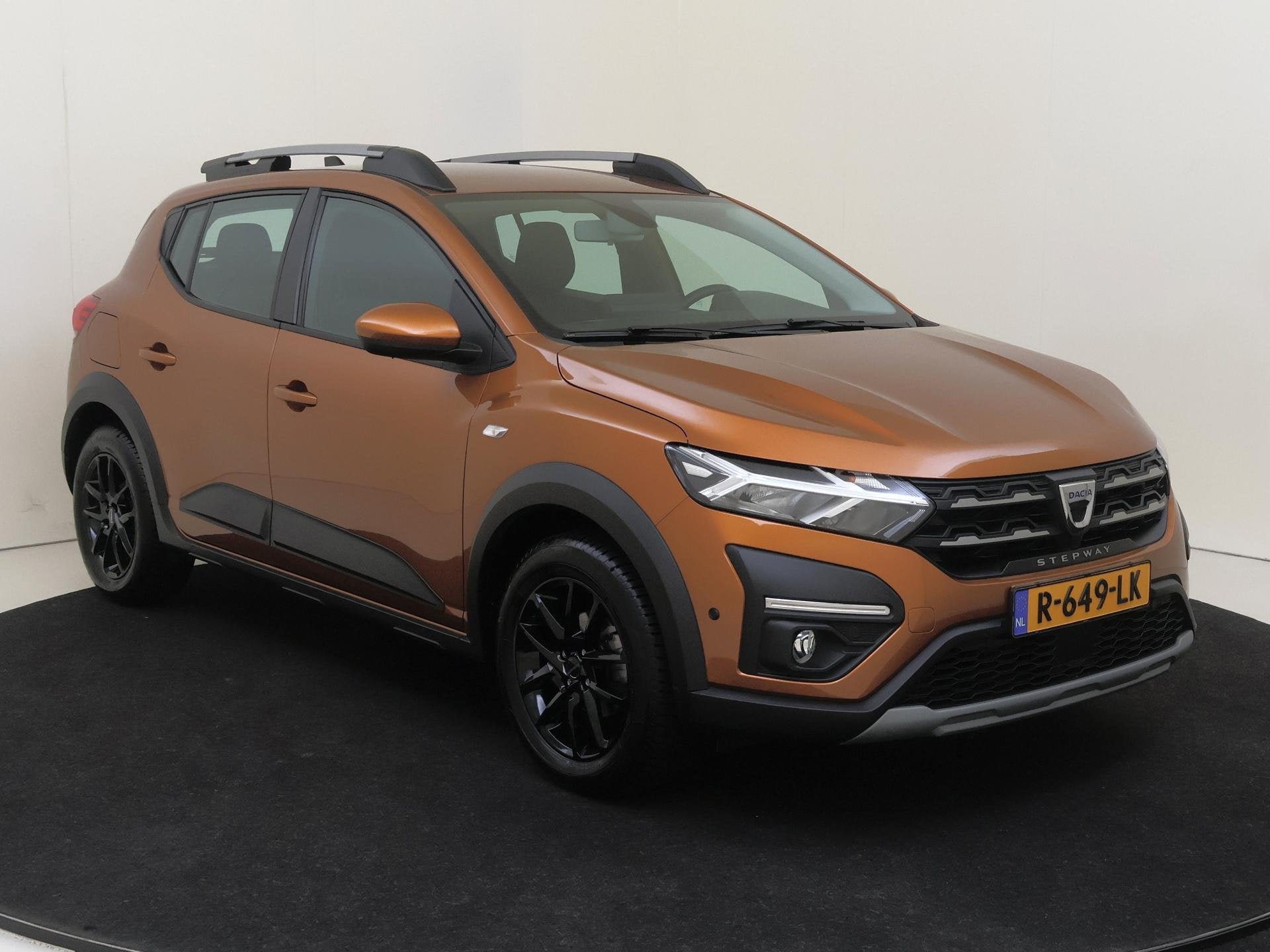 Dacia Sandero Stepway 1.0 TCe 100 Bi-Fuel Comfort | Camera, Auto's, Gebruikt, Euro 6, Overige kleuren, 610 kg