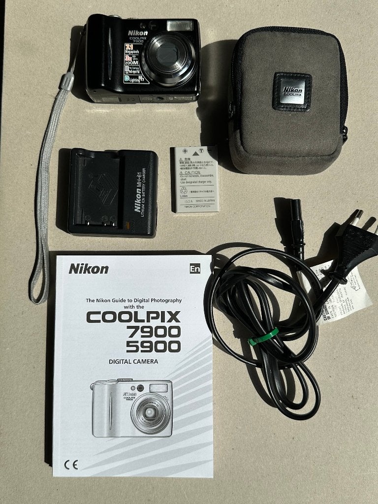Nikon Coolpix 7900, Ophalen, Compact, Zo goed als nieuw, Nikon
