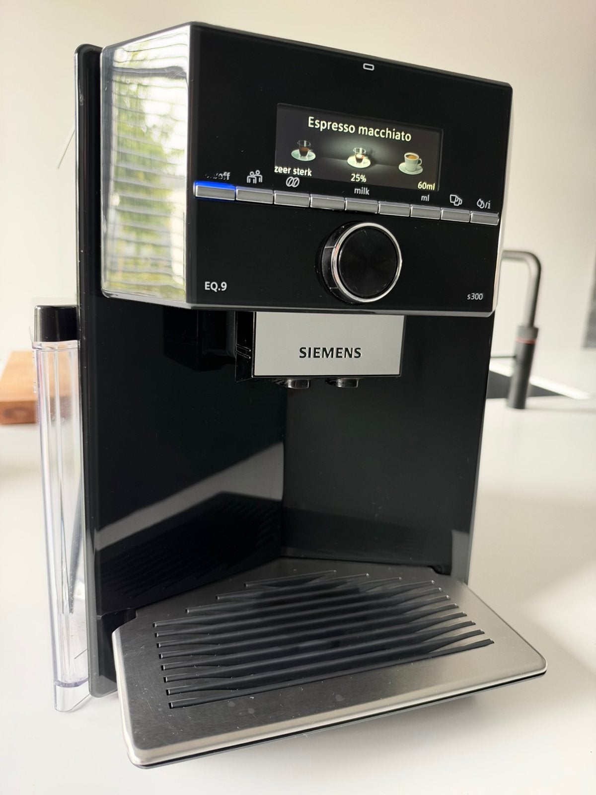 Siemens EQ.9 S300 RVS, Witgoed en Apparatuur, Ophalen, Gebruikt, Koffiemachine