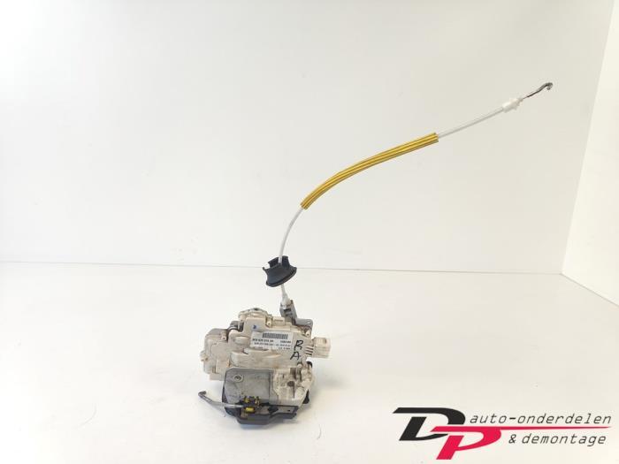 Deurslot Mechaniek 4Deurs rechts-achter van een Audi A4, Gebruikt, -, -, -