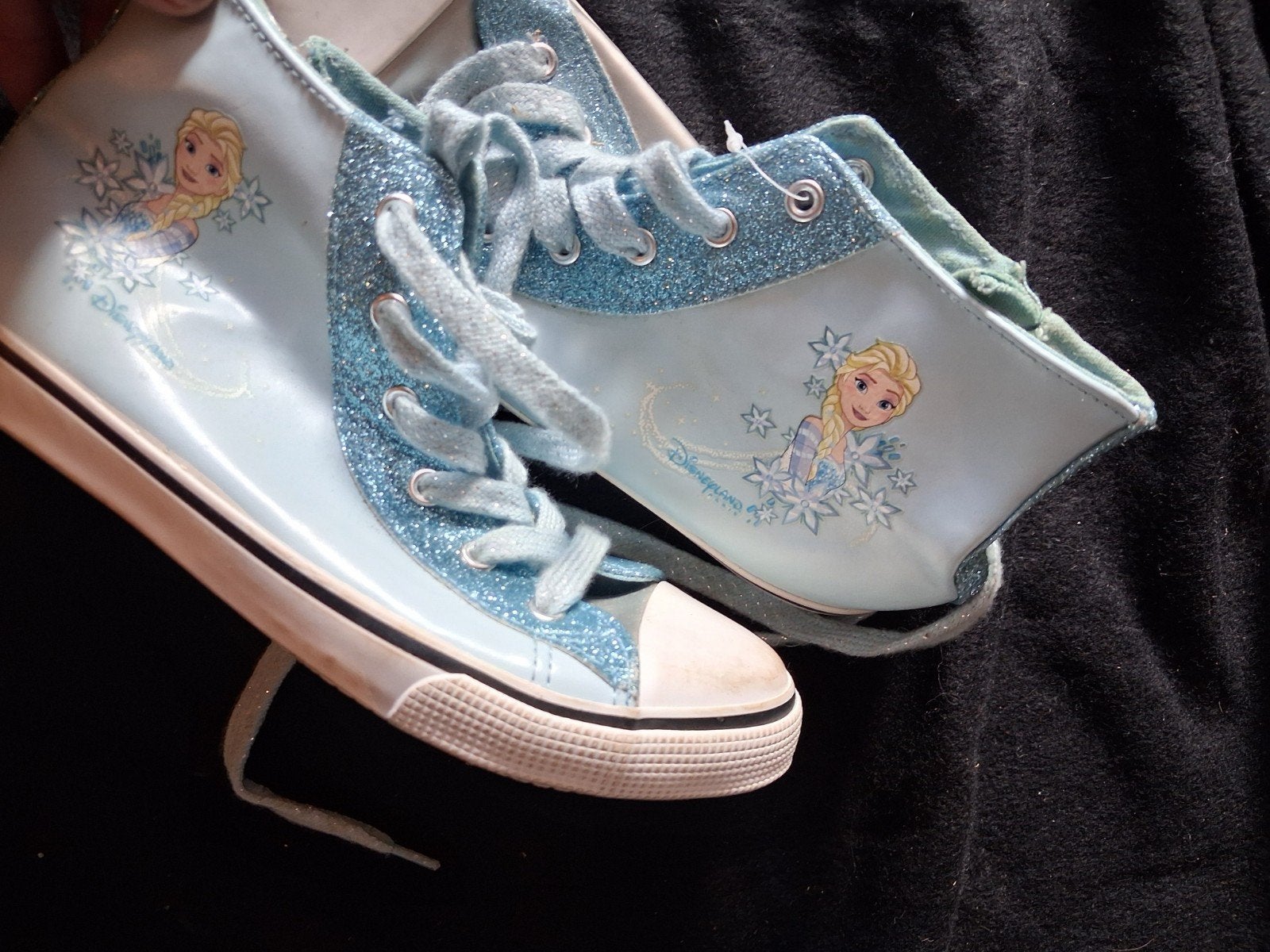 Disney Frozen Elsa glitter sneakers maat 34, Gebruikt, Disney Frozen, Meisje, Schoenen