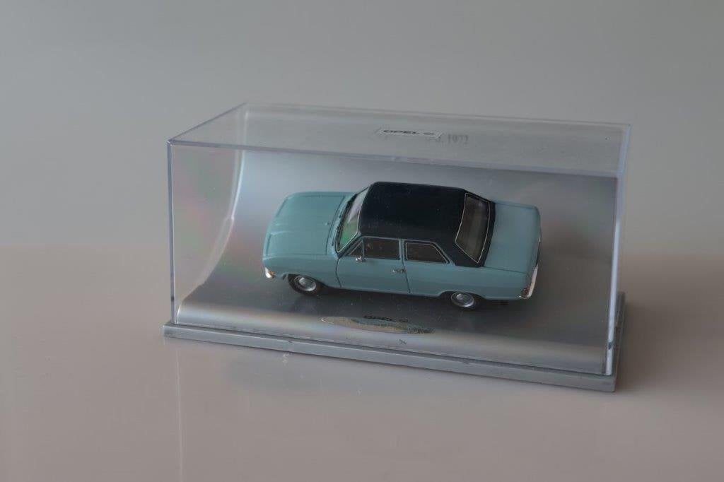 Car Collection Opel Kadett B blauw, Ophalen of Verzenden, Zo goed als nieuw, Auto, Overige merken