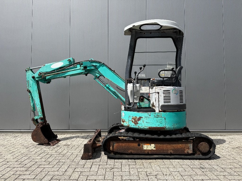 IHI minigraver - 2500kg - Binnendraaier - Gebruikt - BTW