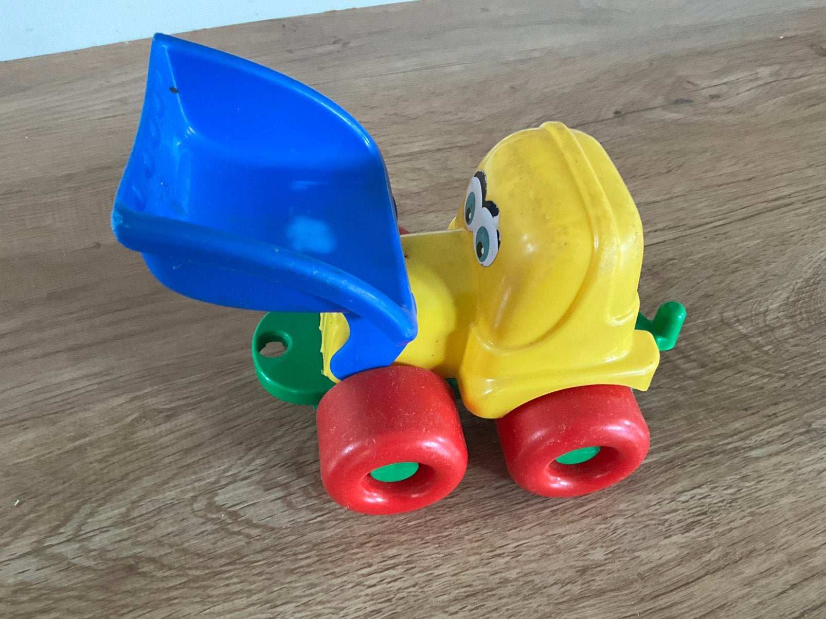 Speelgoed shovel, Ophalen, Zo goed als nieuw