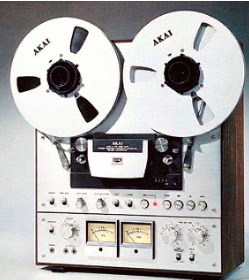 AKAI GX 650 D Bandrecorder - Volledig gereviseerd, Ophalen of Verzenden, Bandrecorder, Met banden