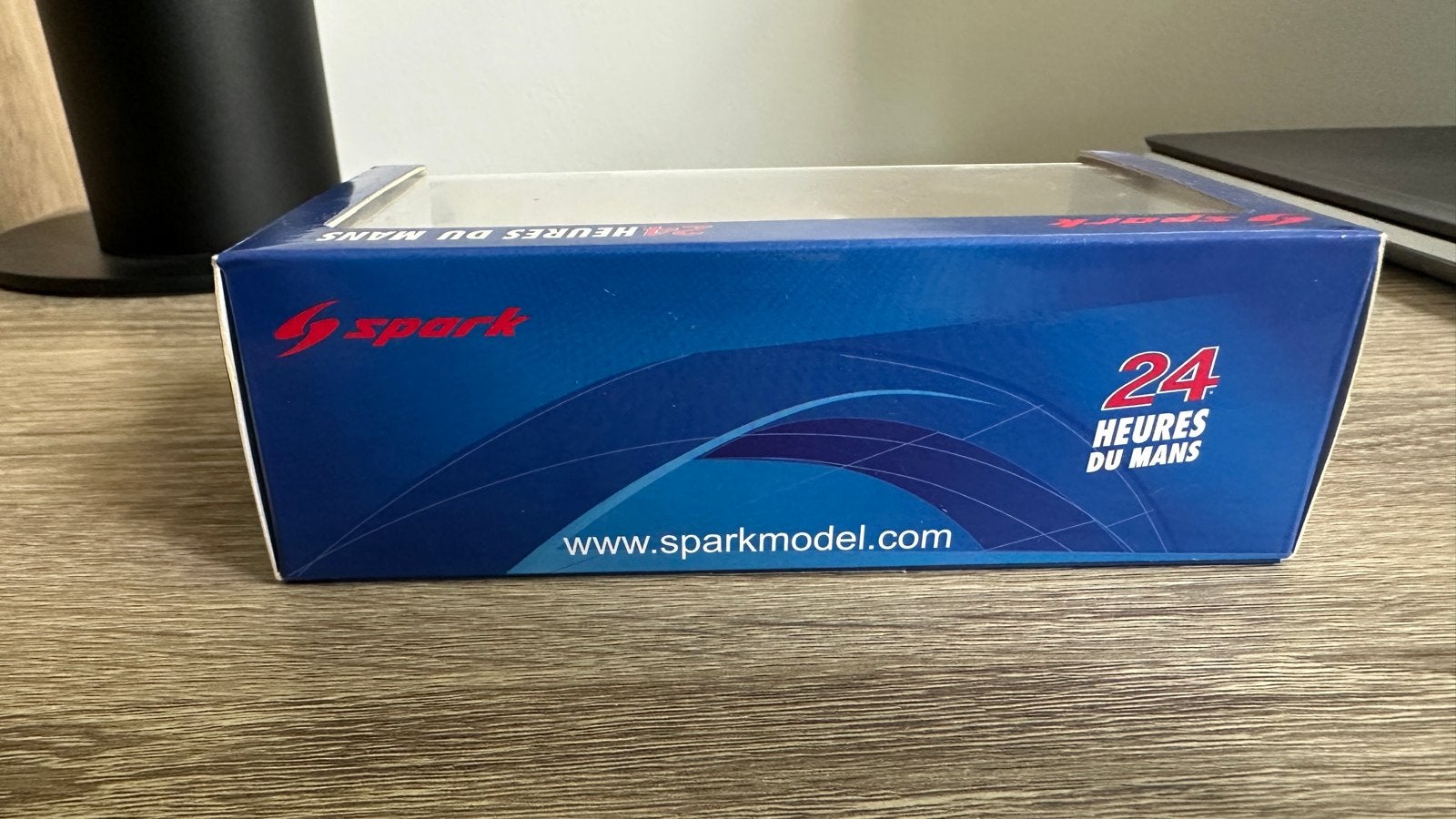 Spark Audi R18 Ultra #4 Le Mans 2012 schaalmodel, Hobby en Vrije tijd, Modelauto's | 1:43, Ophalen, Zo goed als nieuw, Auto, Overige merken