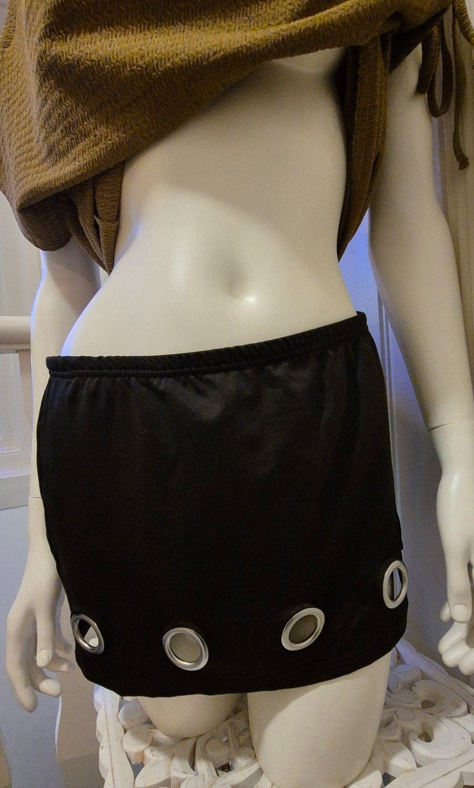 Mini-rok met oogjesdetails, Ophalen of Verzenden, Zo goed als nieuw