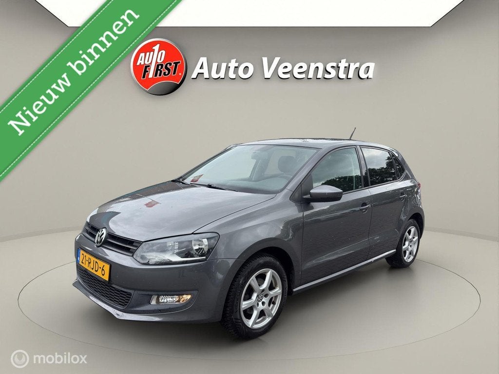 Volkswagen Polo 1.2 TSI Comfortline|6-BAK|AIRCO|CRUISE|KOOPJ, Voorwielaandrijving, Euro 5, Stof, Zwart