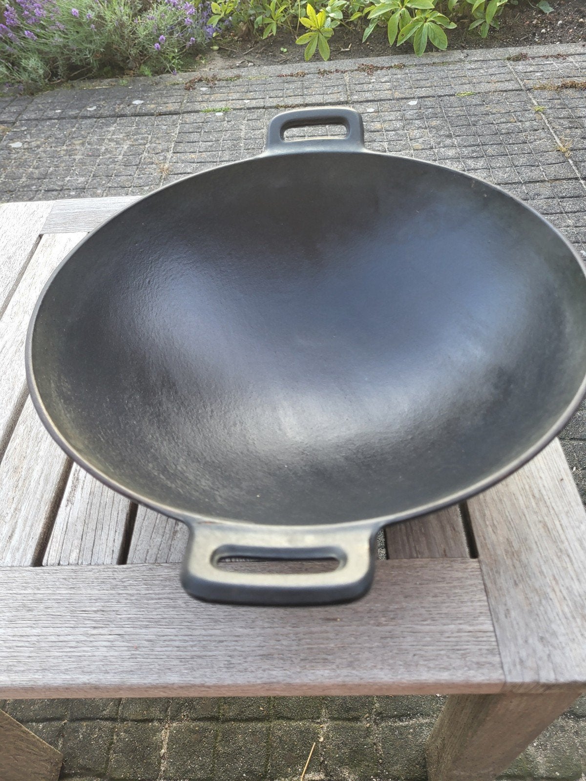 Zware Gietijzeren Wadjan - 32 cm Diameter, Ophalen of Verzenden, Gebruikt, Gietijzer, Wok