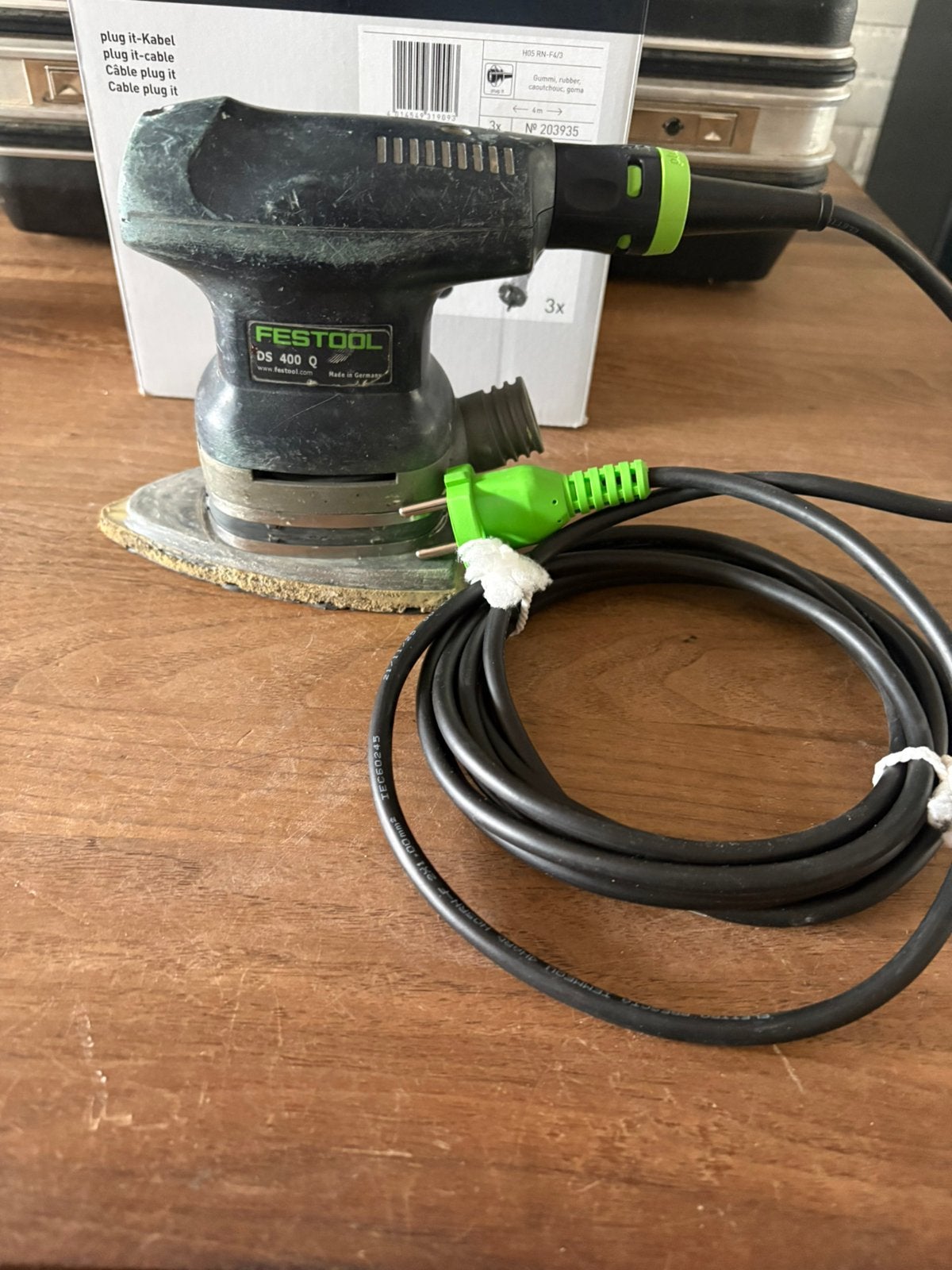 Festool DS 400 Q schuurmachine, Ophalen of Verzenden, Zo goed als nieuw, Minder dan 600 watt, Vlakschuurmachine