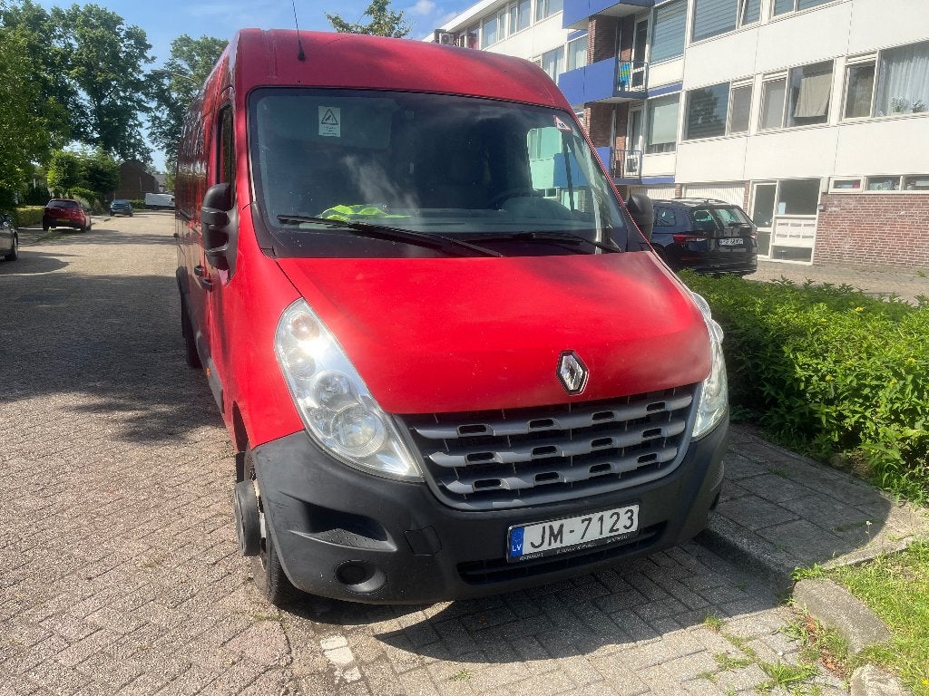 Ruil: Renault Master (LV) voor kleinere auto met APK, Euro 5, 2399 kg, Zwart, Overige carrosserieën