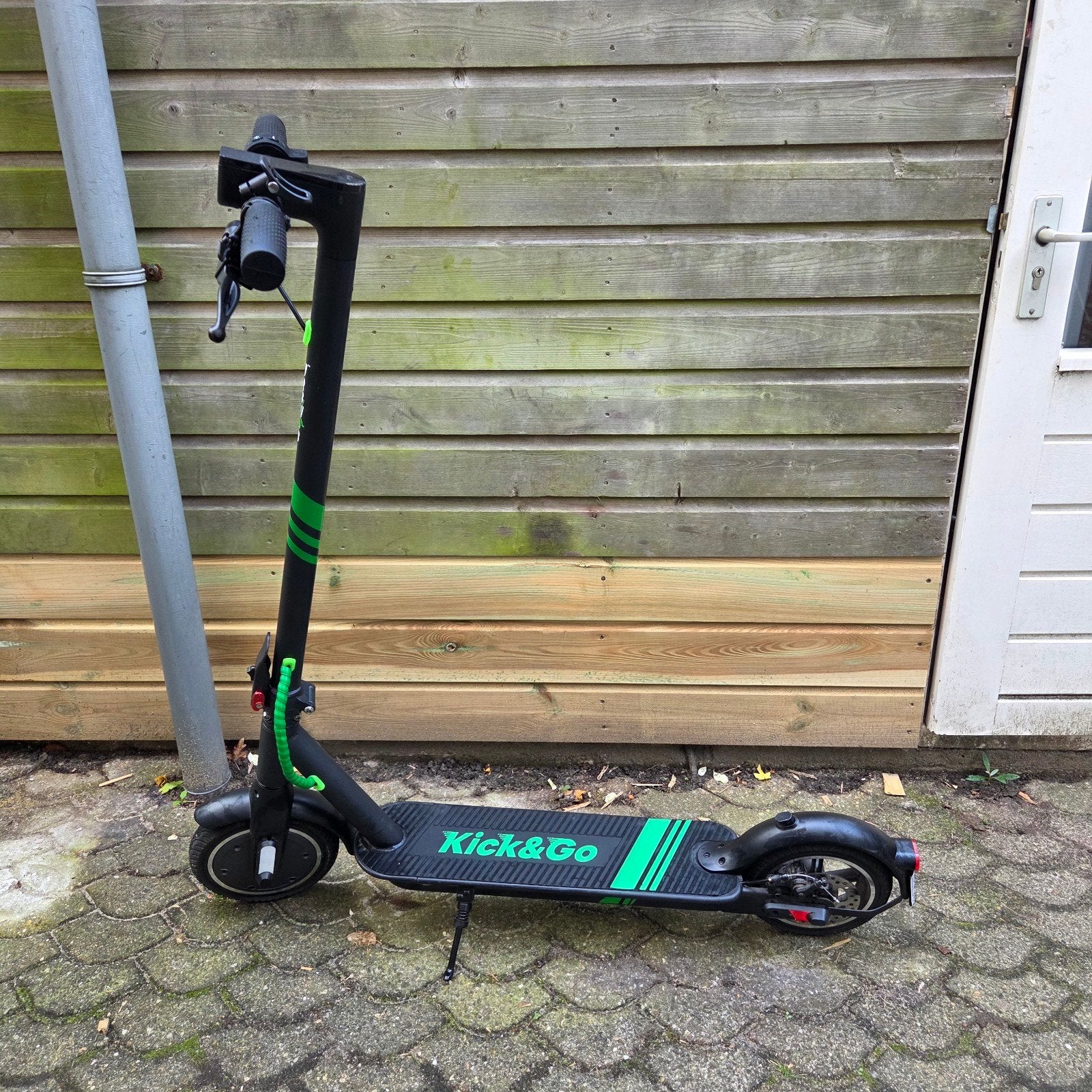 Urbmob Kick&Go legale e-step met trapondersteuning, Ophalen, Zo goed als nieuw, Elektrische step (E-scooter), Urbmob Kick&go
