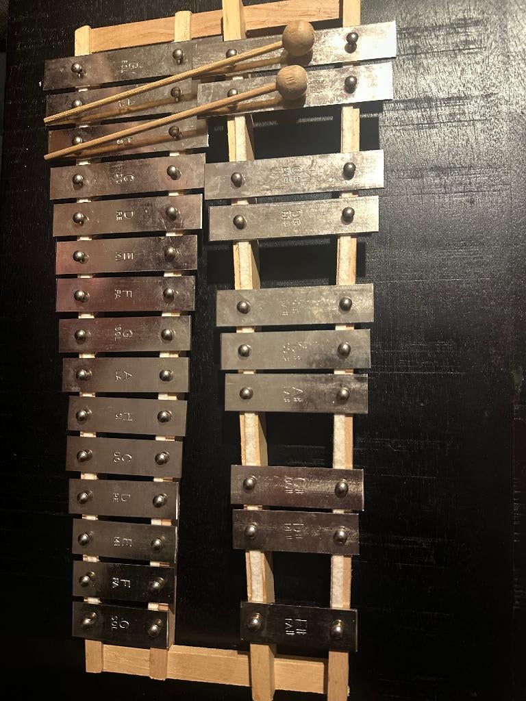 Goldon Chromatic-Elite A-880 in originele doos, Muziek en Instrumenten, Percussie, Ophalen of Verzenden, Gebruikt, Melodische percussie