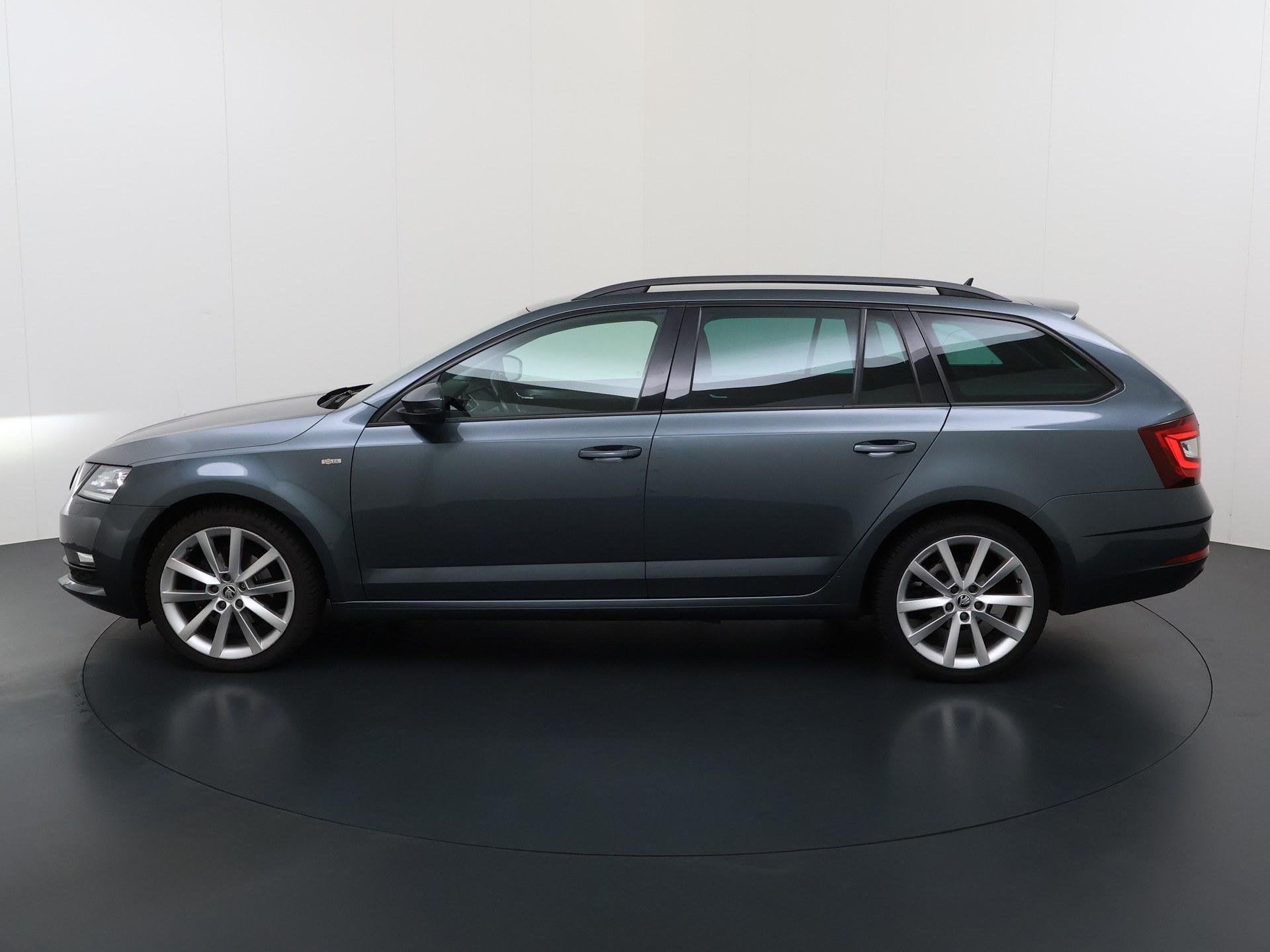 Skoda Octavia Combi 2.0 TDI Greentech Style Business, Auto's, 1330 kg, Stof, Gebruikt, 4 cilinders