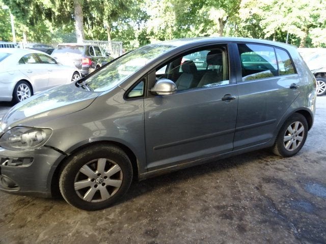 VW Golf 5 plus BKC-HNU bj 2008 1.9 TDI voor demontage., Gebruikt, -, Volkswagen, -