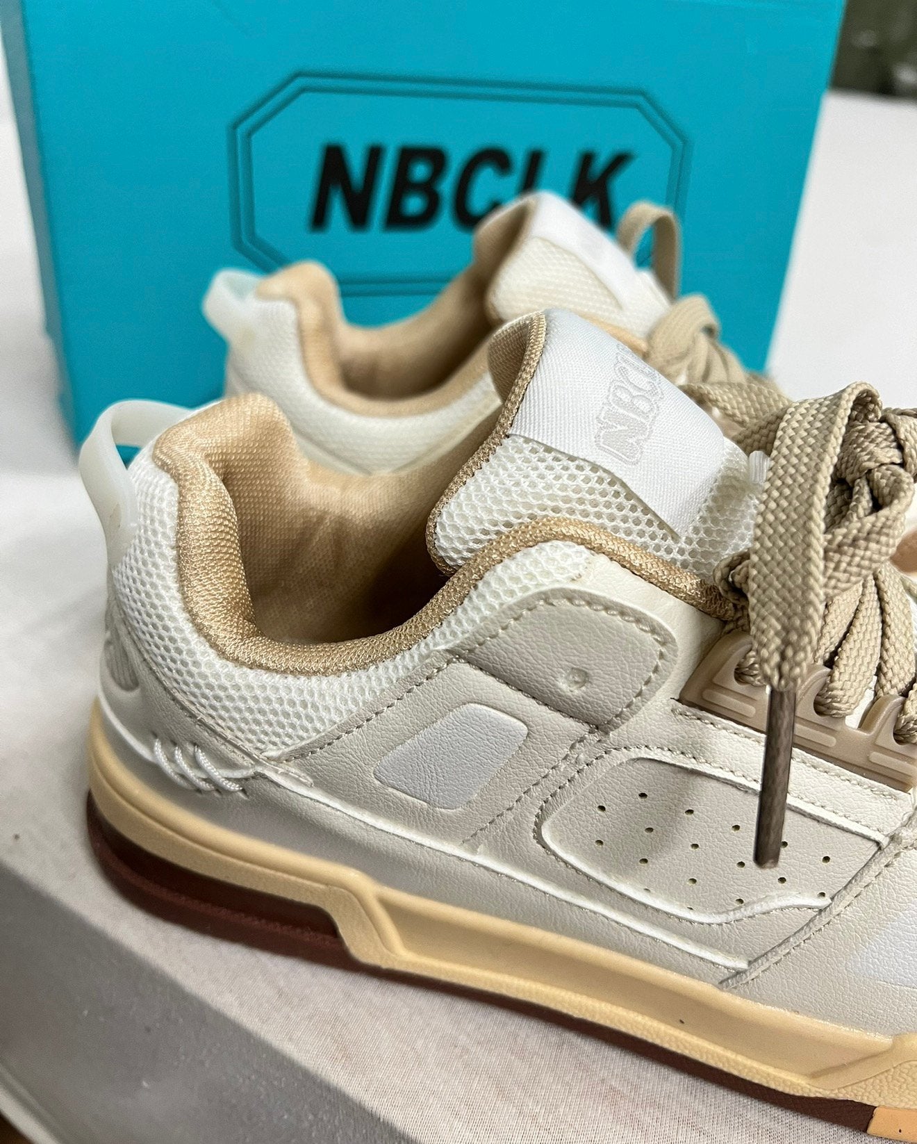 NBCLK - NIEUW dames vrouwen sneakers schoenen 39 bruin beige, Kleding | Dames, Schoenen, Beige, Nieuw, Ophalen of Verzenden, Sneakers of Gympen