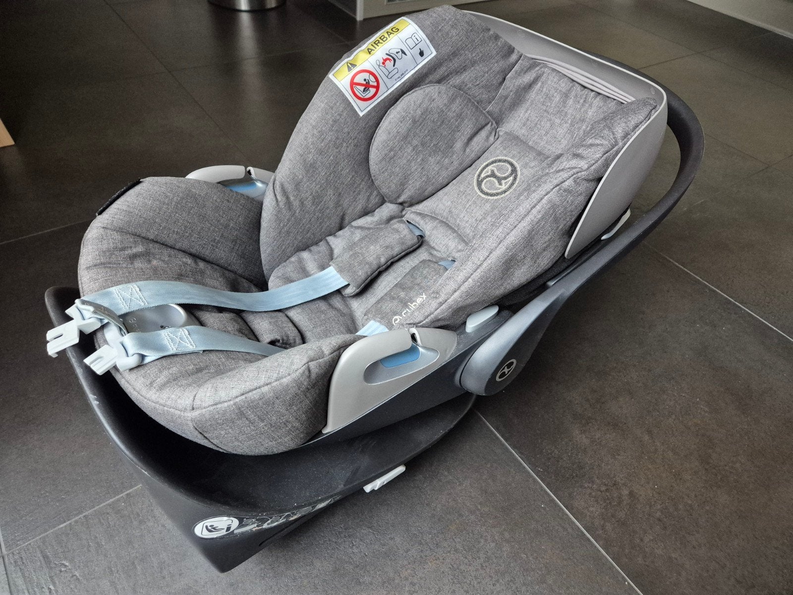 Cybex Cloud autostoel met Base Z One onderstel, Kinderen en Baby's, Autostoeltjes, Gebruikt, Overige merken, 0 t/m 13 kg, Isofix