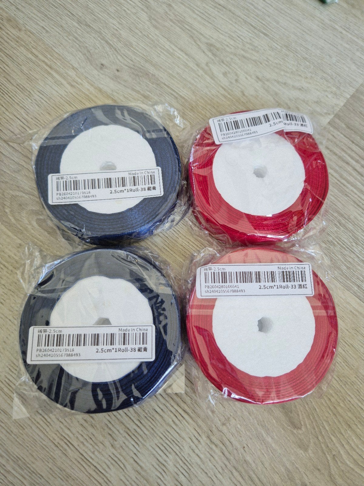 6 rollen lint in navy blauw en cherry rood voor decoratie, Textiel, Nieuw, Ophalen of Verzenden, Blauw