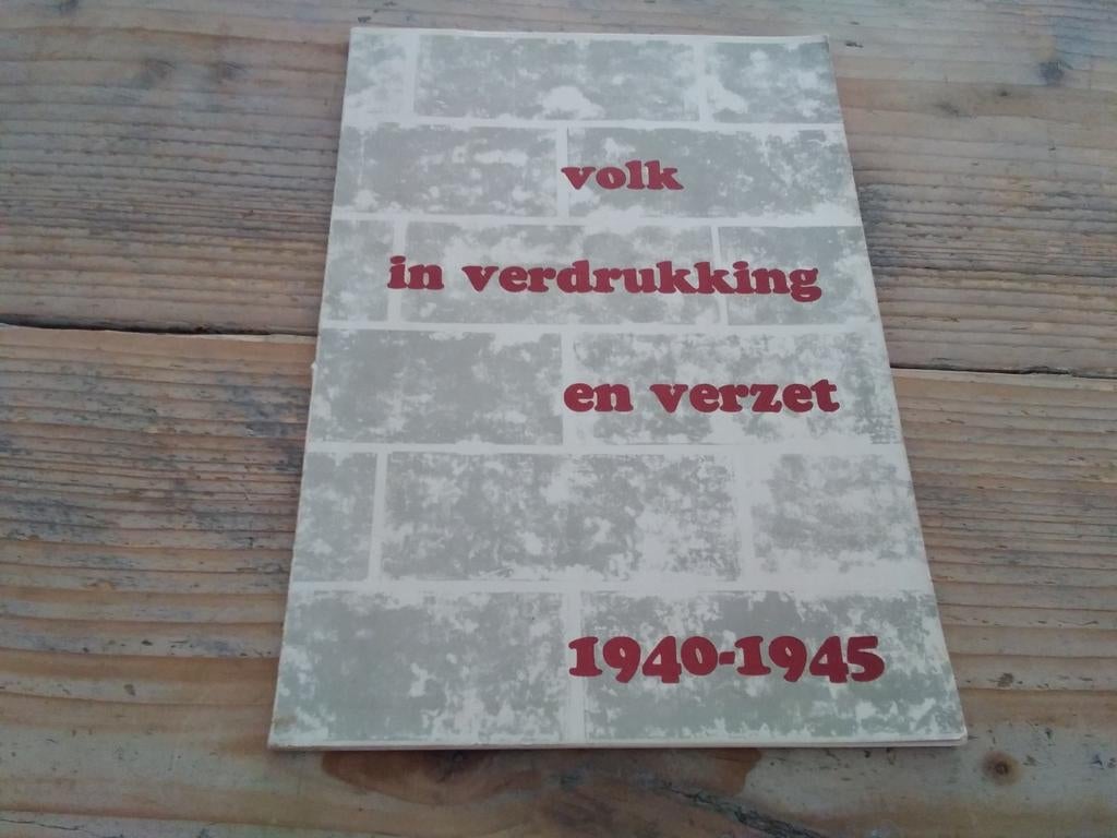 Volk in verdrukking en verzet 1940-1945 - 5 mei 1960 uitgave, J.W. Rengelink en I. Mug, Ophalen of Verzenden, Algemeen, Tweede Wereldoorlog