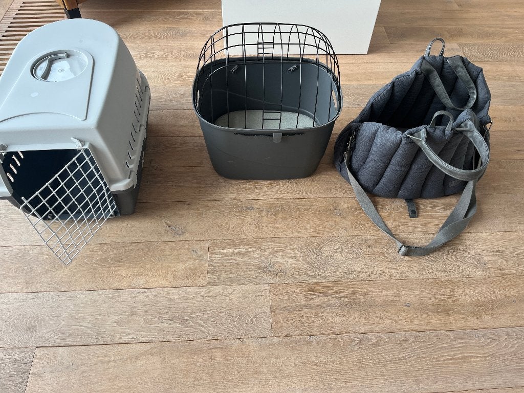 Puppie set: draagtas, auto bench en fietsmand, Ophalen, Zo goed als nieuw