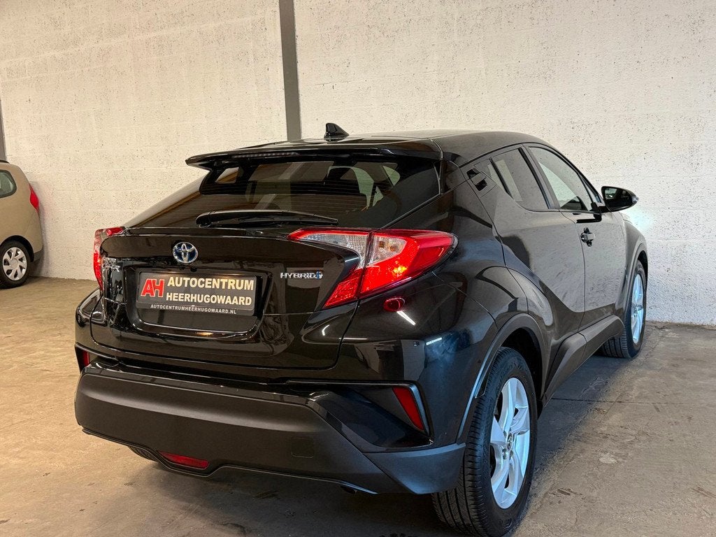 Toyota C-HR 1.8 Hybrid Navi|Carplay|Camera|Cruise|Dealer Ond, Stof, Gebruikt, Zwart, Zwart