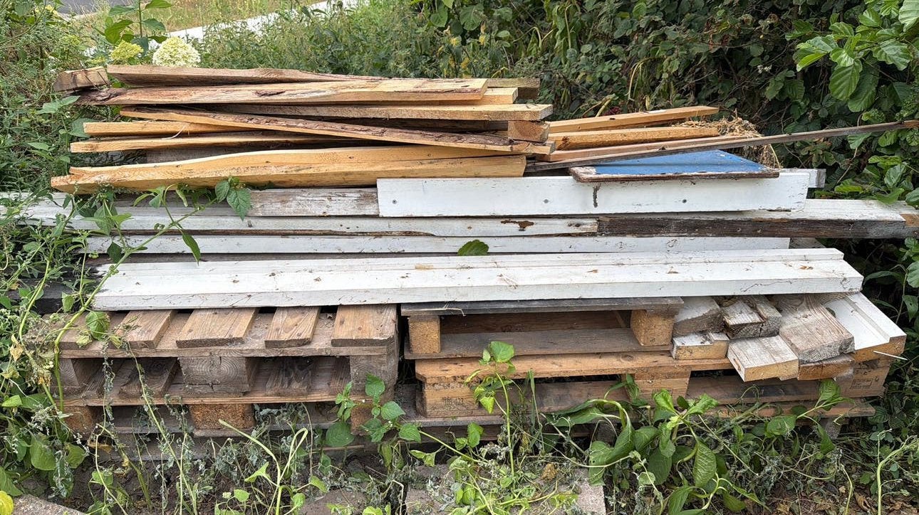 Gratis hout en pallets - diverse planken en balken, Ophalen, Gebruikt, Minder dan 25 mm, Plank